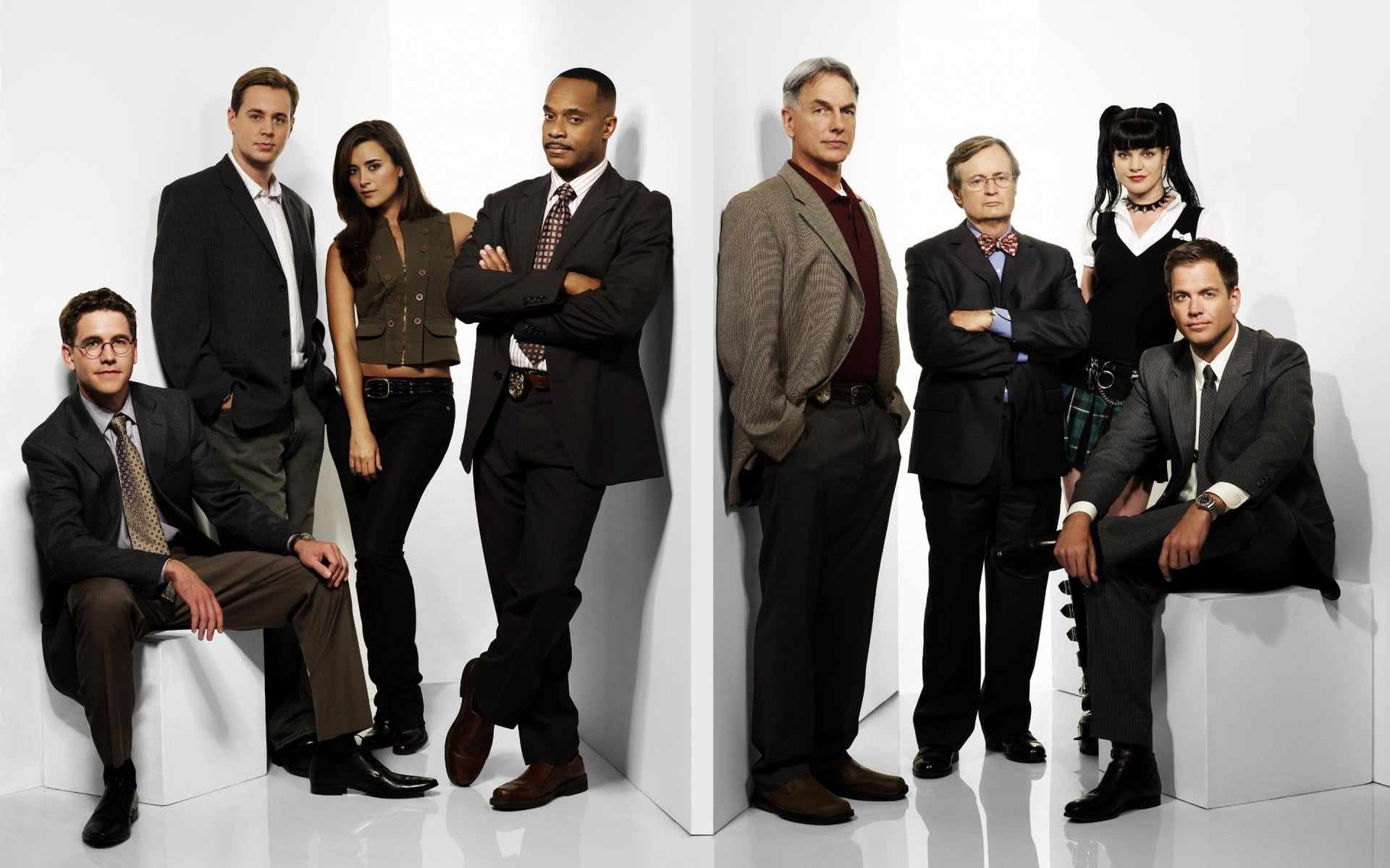 Abby Sciuto, Timothy McGee, well-dressed, NCIS, Ziva David, Dr. Donald Mallard, Jimmy Palmer, suit, colleague, David McCallum, businessman, portrait, mature adult, HD Wallpaper