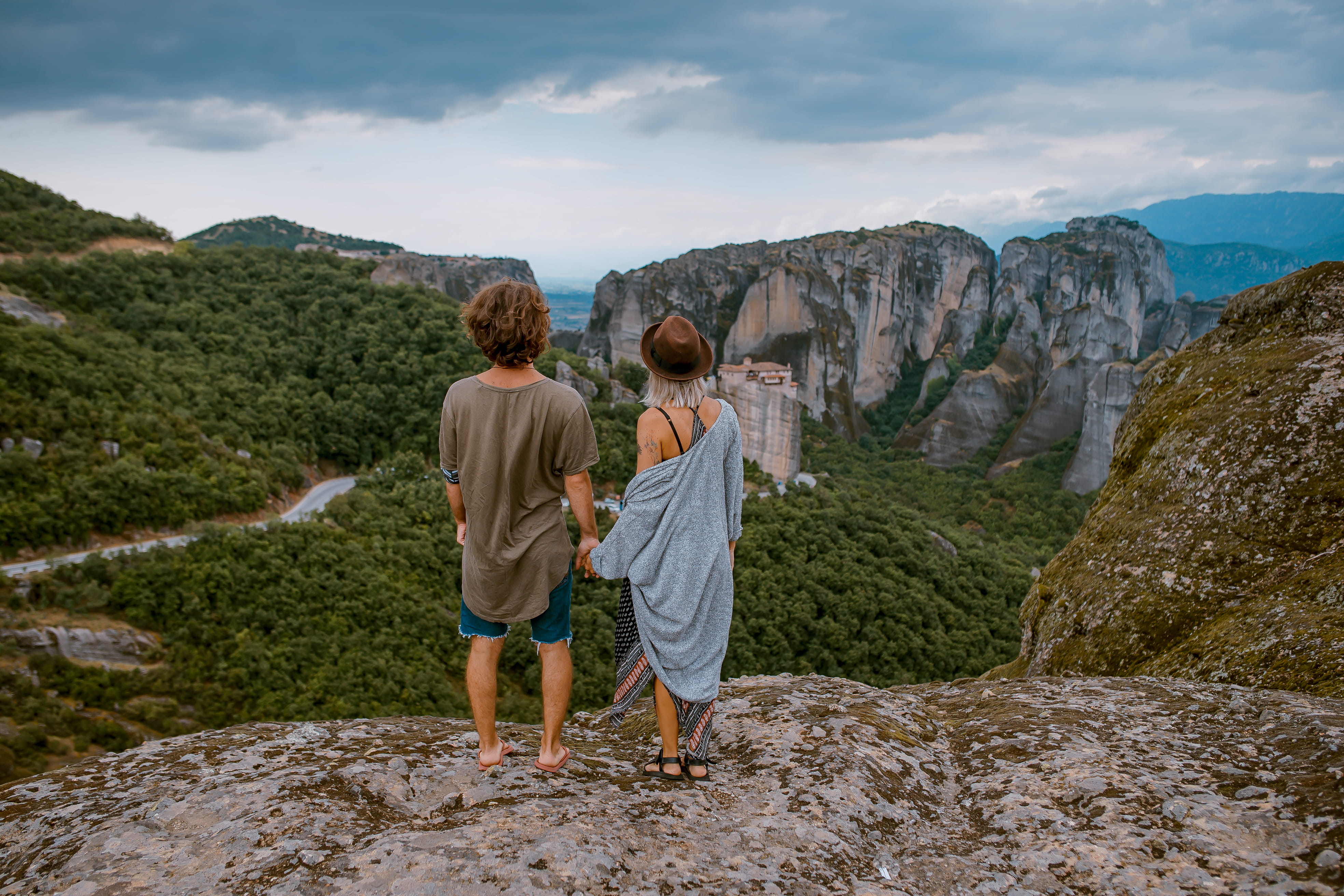 two people, full length, mother, women, outdoors, father, mountain range, trip, rear view, holiday, man, smiling, child, men, fun, sky, summer, cloud - sky, HD Wallpaper