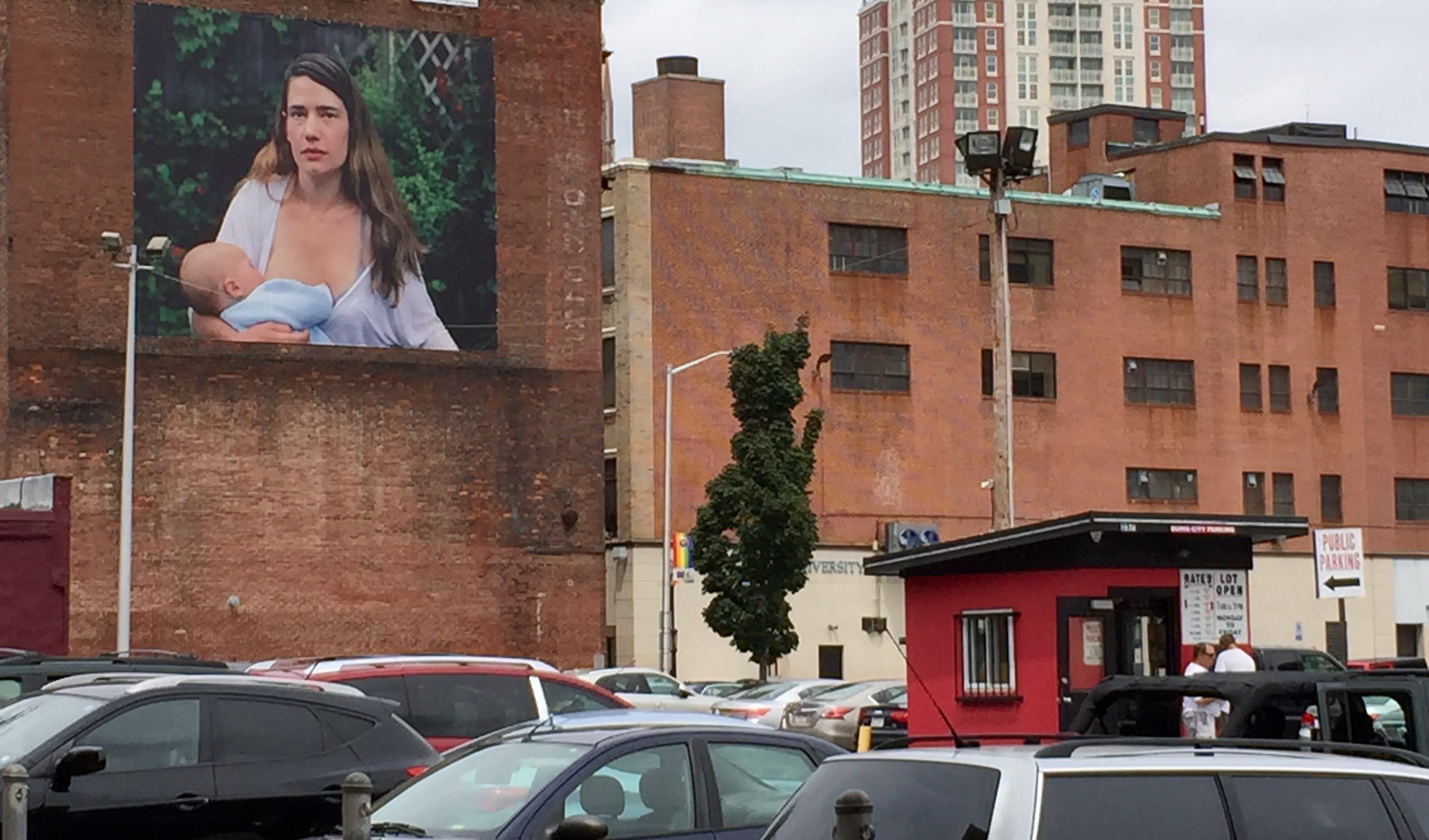 2K, women, day, people, land vehicle, adult, architecture, motherhood, mural, lifestyles, cars, building exterior, car, built structure, providence, city, HD Wallpaper
