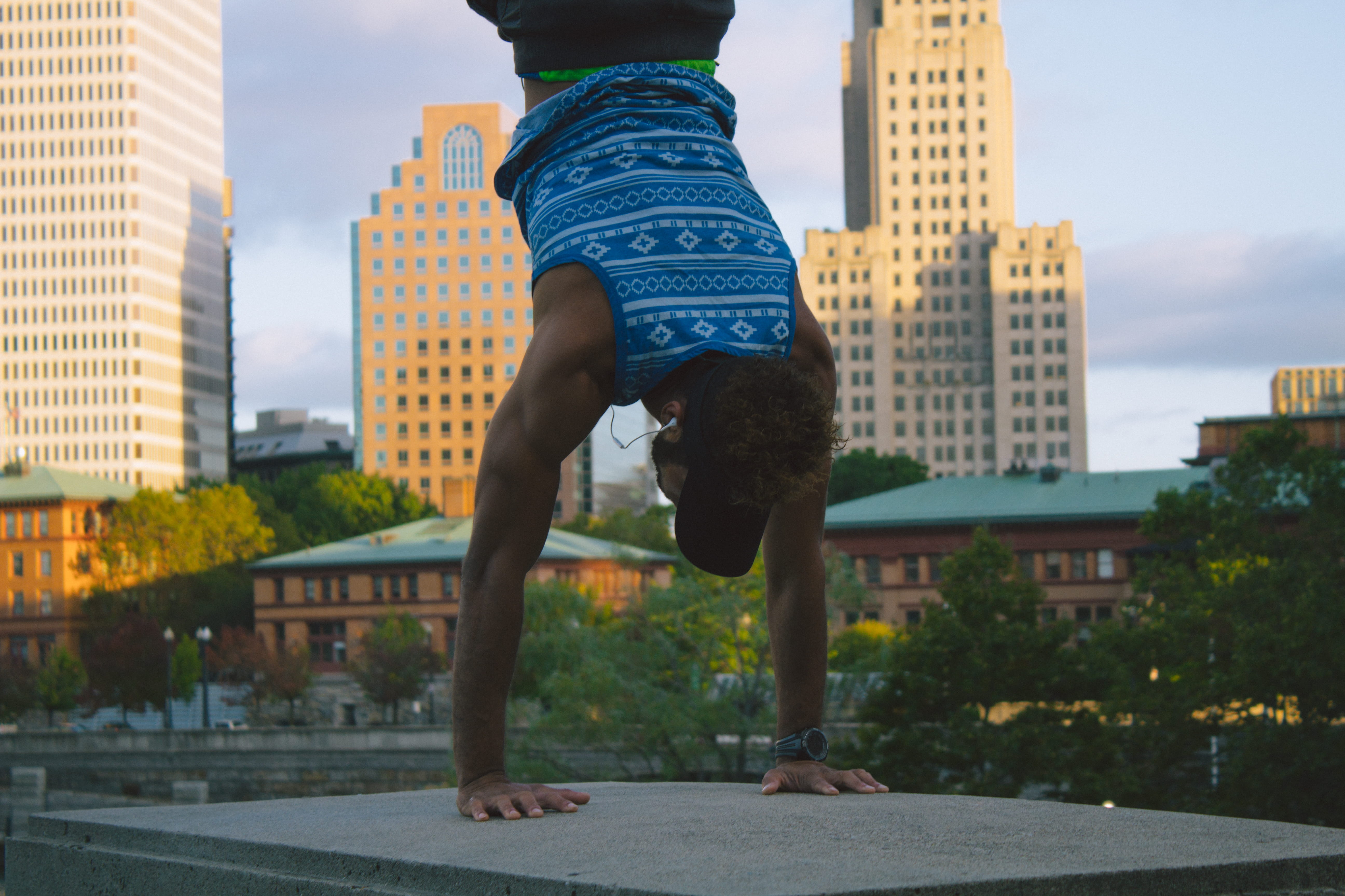 casual clothing, rhode island, building exterior, body part, athletic, buildings, nature, architecture, action, skyline, city, amazing, building, handstand, HD Wallpaper