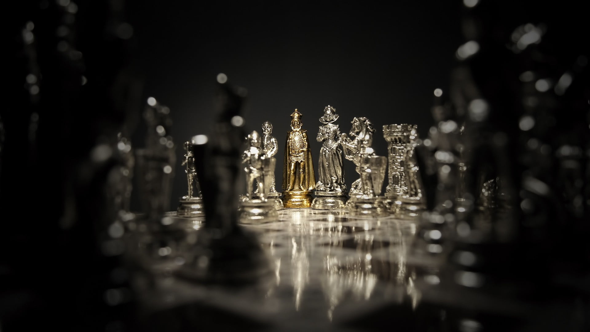 party, Shine, gold, figures, style, Board, focus, figure, the game, king, chess, gold plated, Queen, material, 1080P, HD Wallpaper