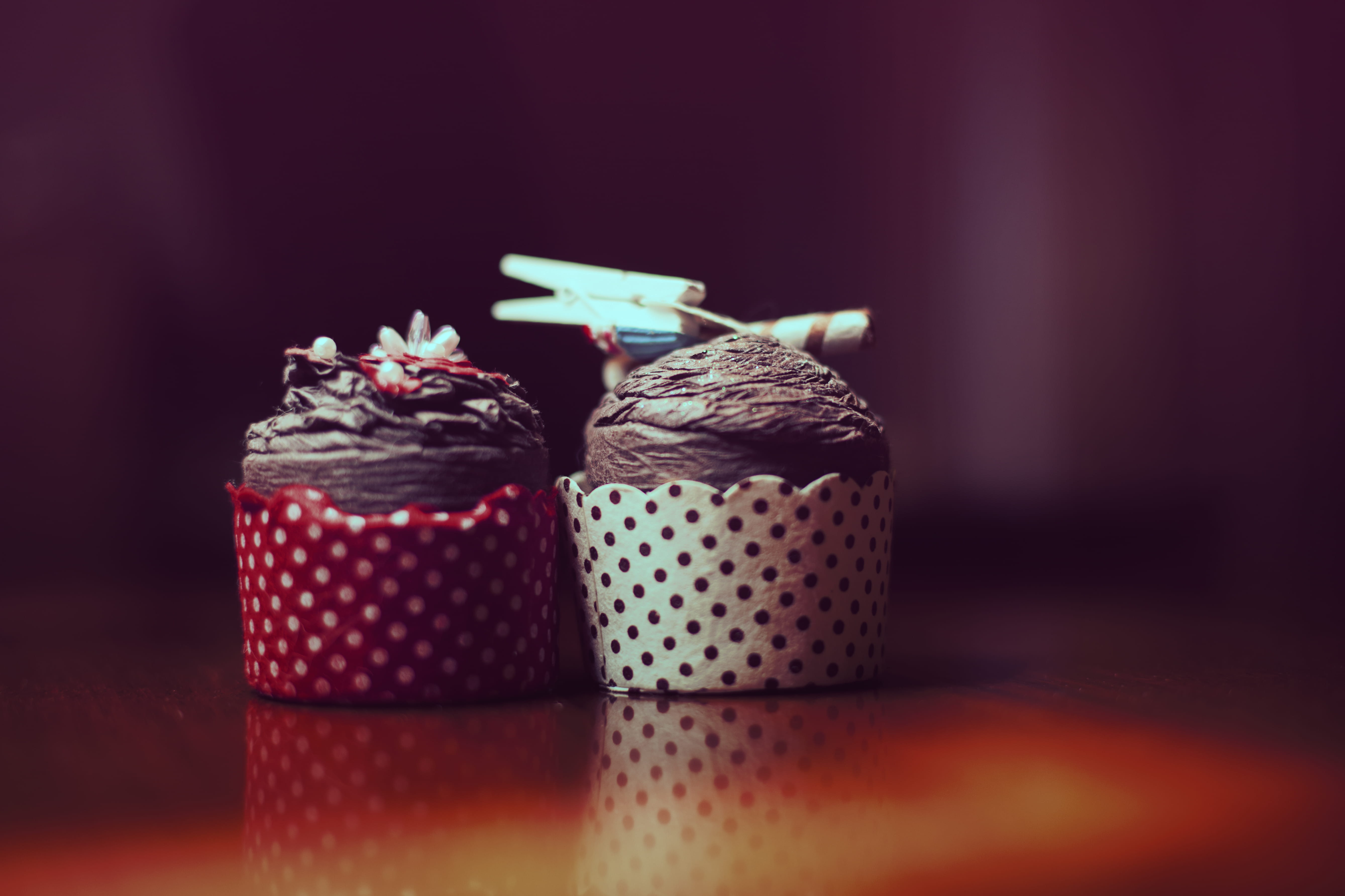 standees, two, paper, close-up, cupcakes, colored background, focus on foreground, surprise, emotion, 5K, polka dot, paper cakes, creativity, no people, HD Wallpaper