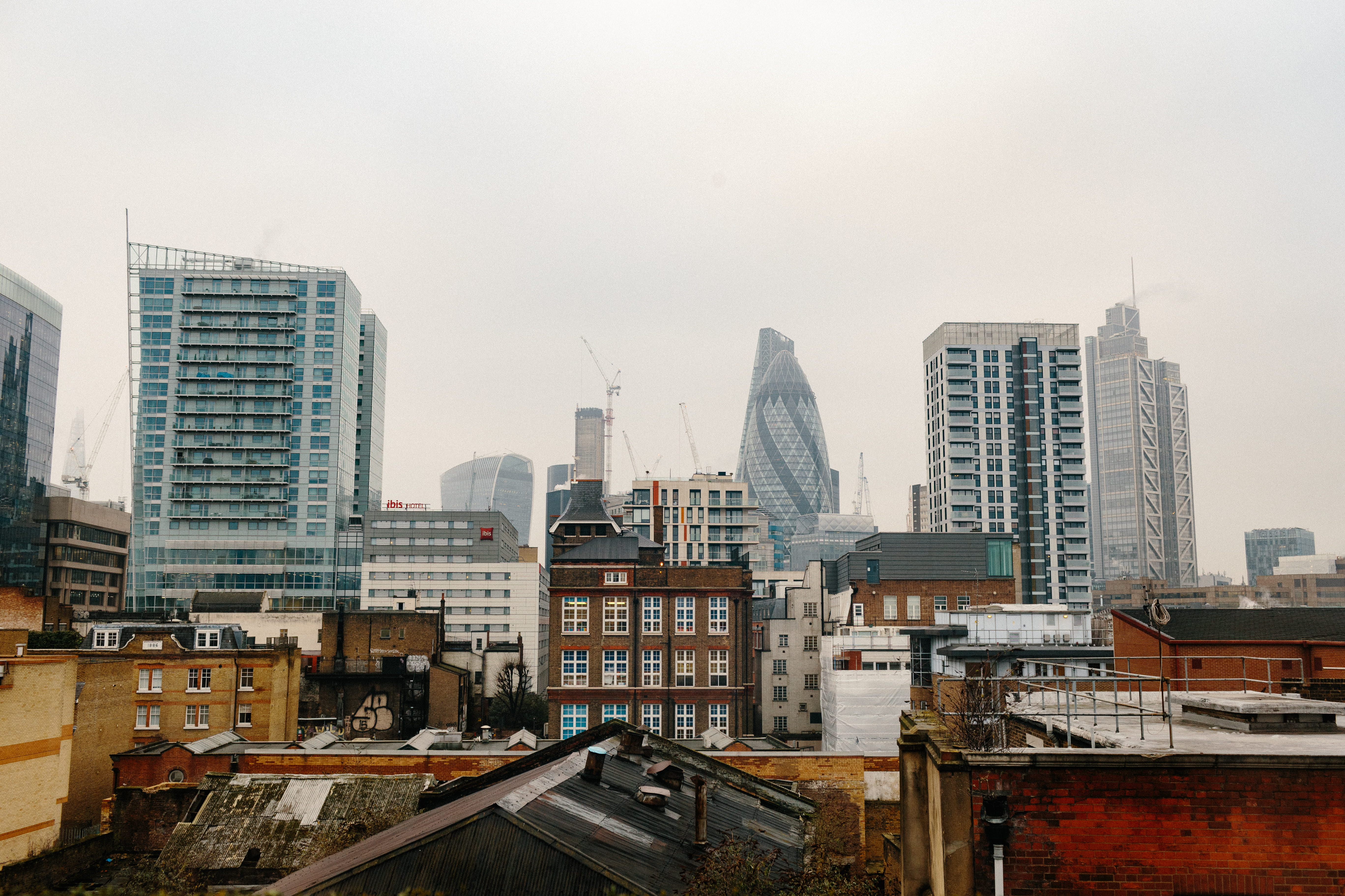 cityscape, urban skyline, uk, financial district, 5K, architecture, skyscraper, office, office building exterior, city, nature, united kingdom, building exterior, HD Wallpaper