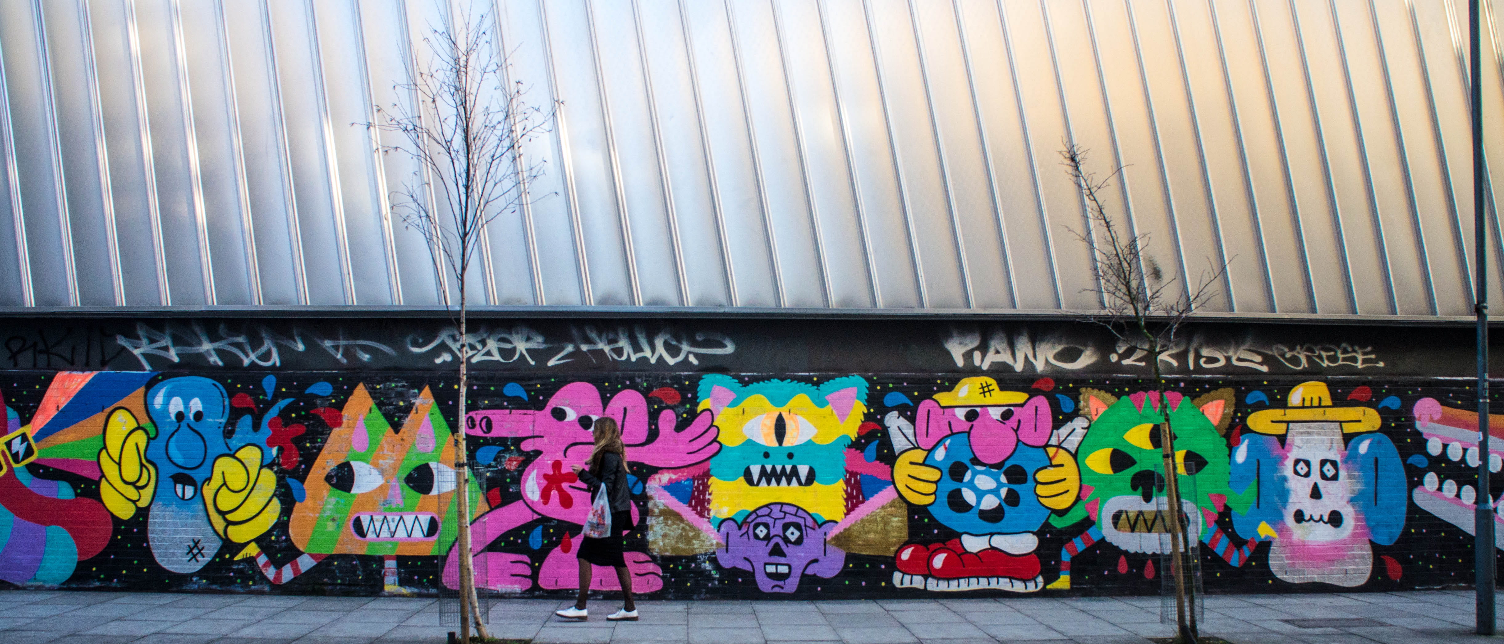 street art, walking, female likeness, multi colored, mural, hoxton, human representation, representation, person walking, shoreditch, colour, walls, characters, HD Wallpaper