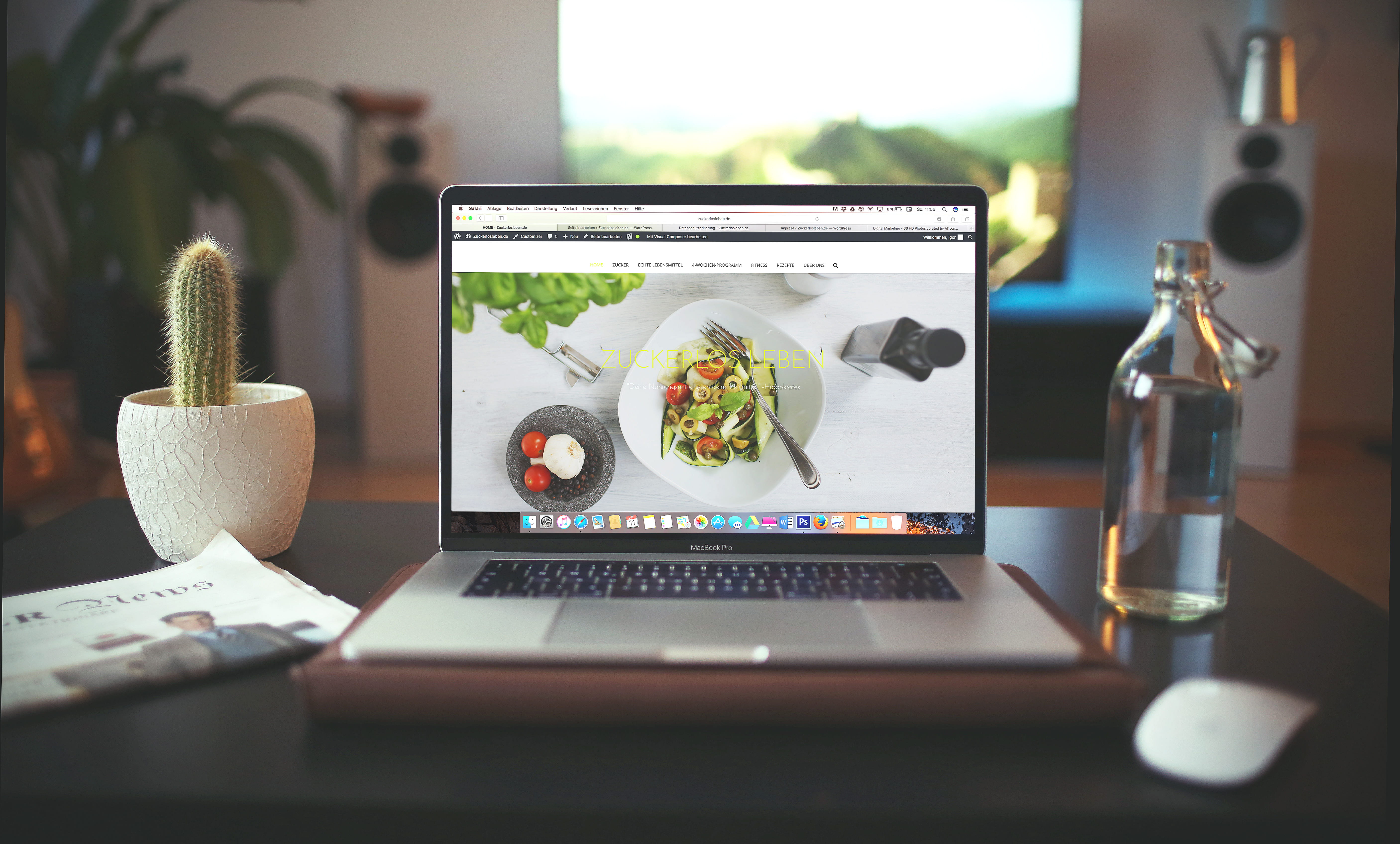 smart phone, wireless technology, water, connection, macbook, showing, lifestyle, vegetable, workspace, plant, indoors, powered, apple, computer, business, HD Wallpaper