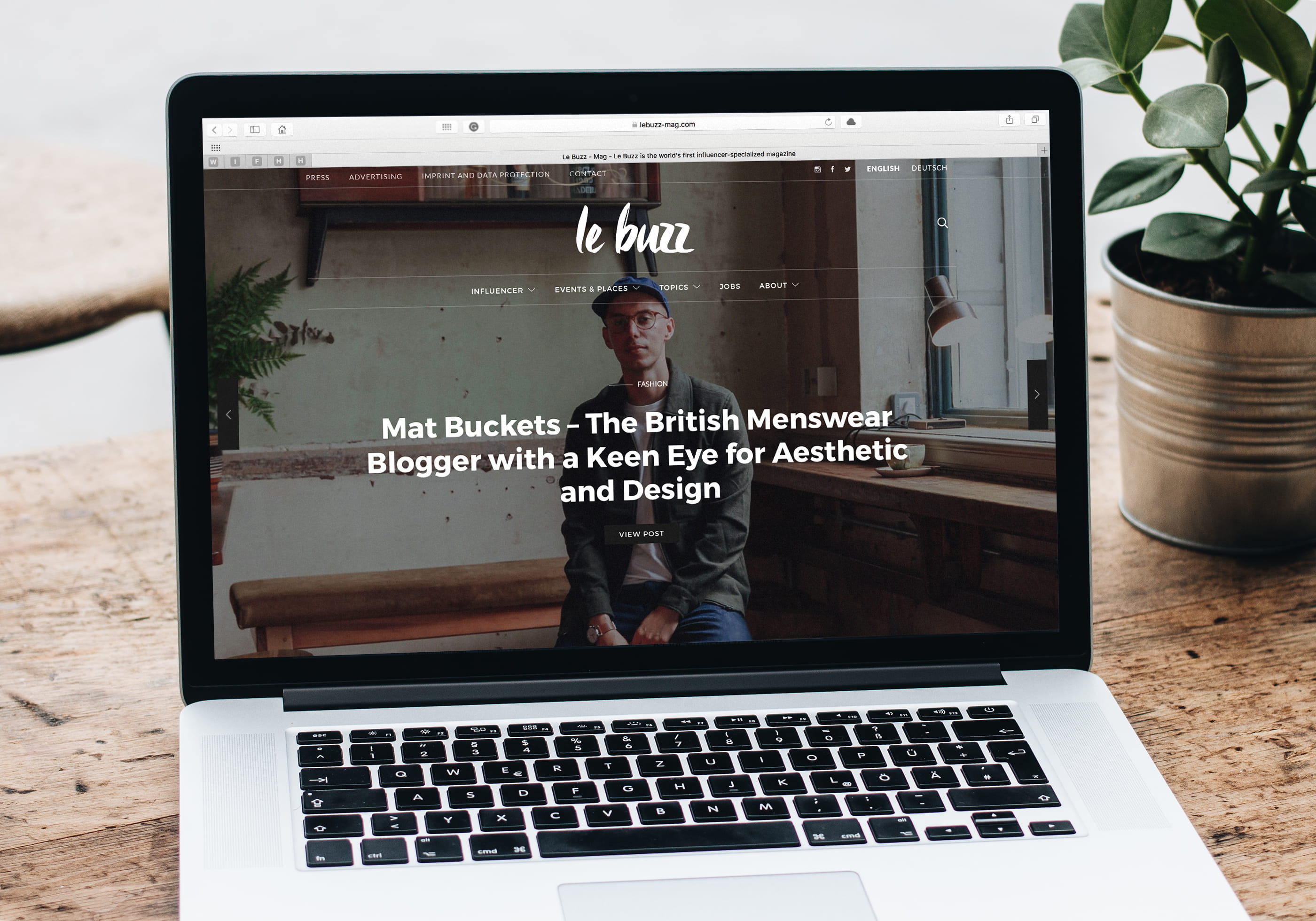 lifestyles, front view, one person, leisure activity, hanover, laptop, connection, website, technology, computer, western script, mockup, day, nature, plant, HD Wallpaper