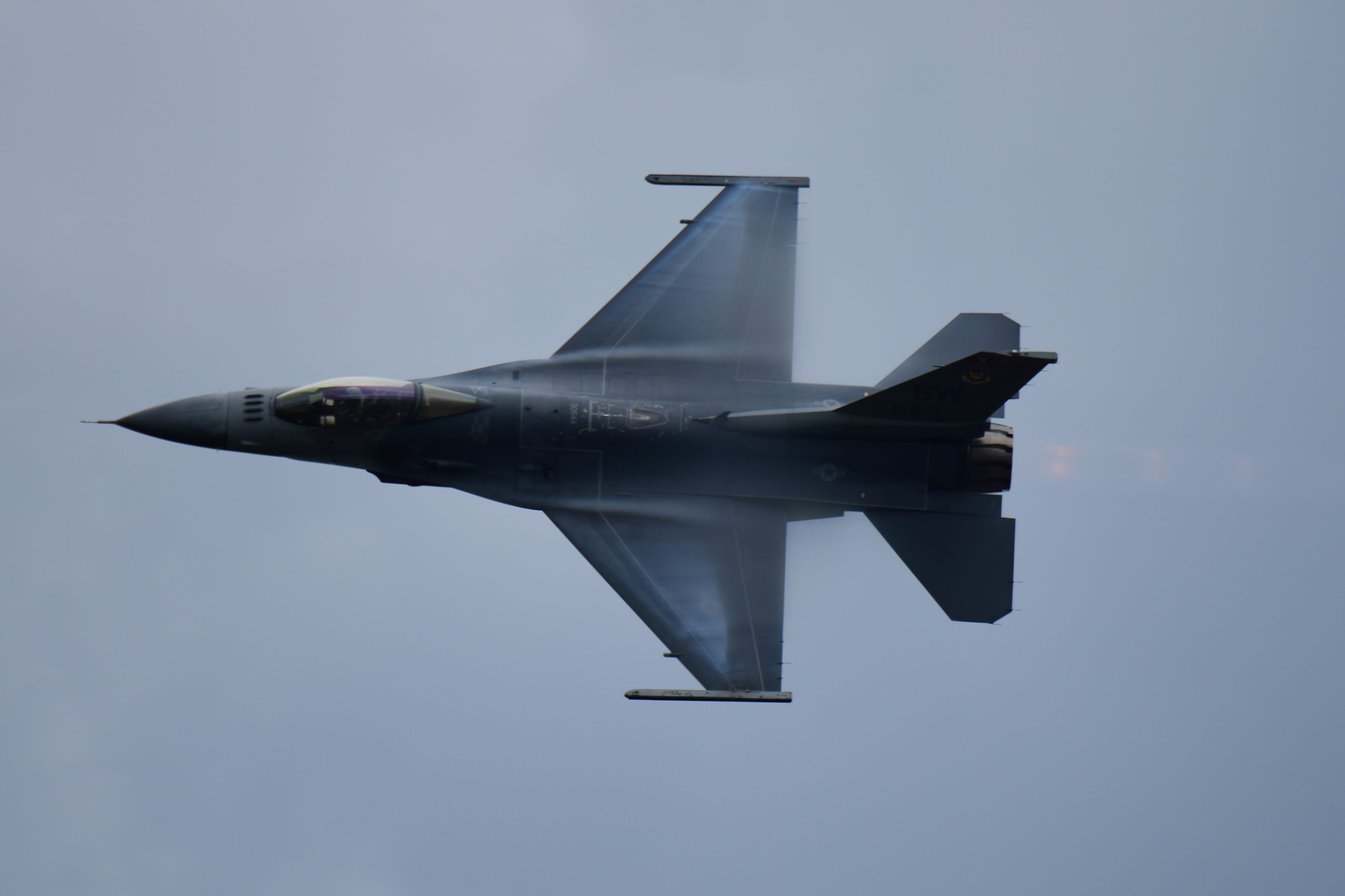 2K, speed, mode of transportation, demonstration team, on the move, stealth, copy space, airshow, fighting falcon, transportation, air vehicle, aircraft, HD Wallpaper