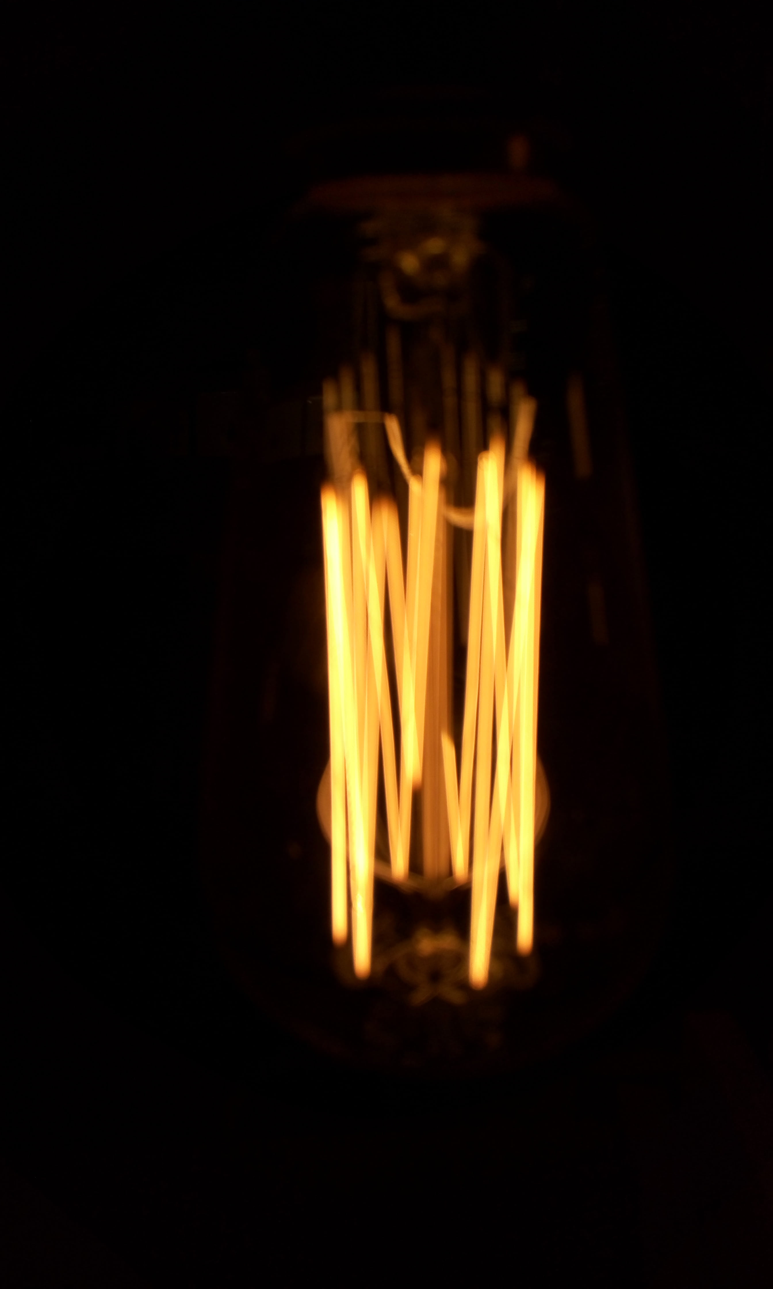 electricity, single object, fire - Natural Phenomenon, close-up, copy space, dark, incandescent light, night, burning, darkroom, indoors, glowing, heat - Temperature, Phone HD Wallpaper