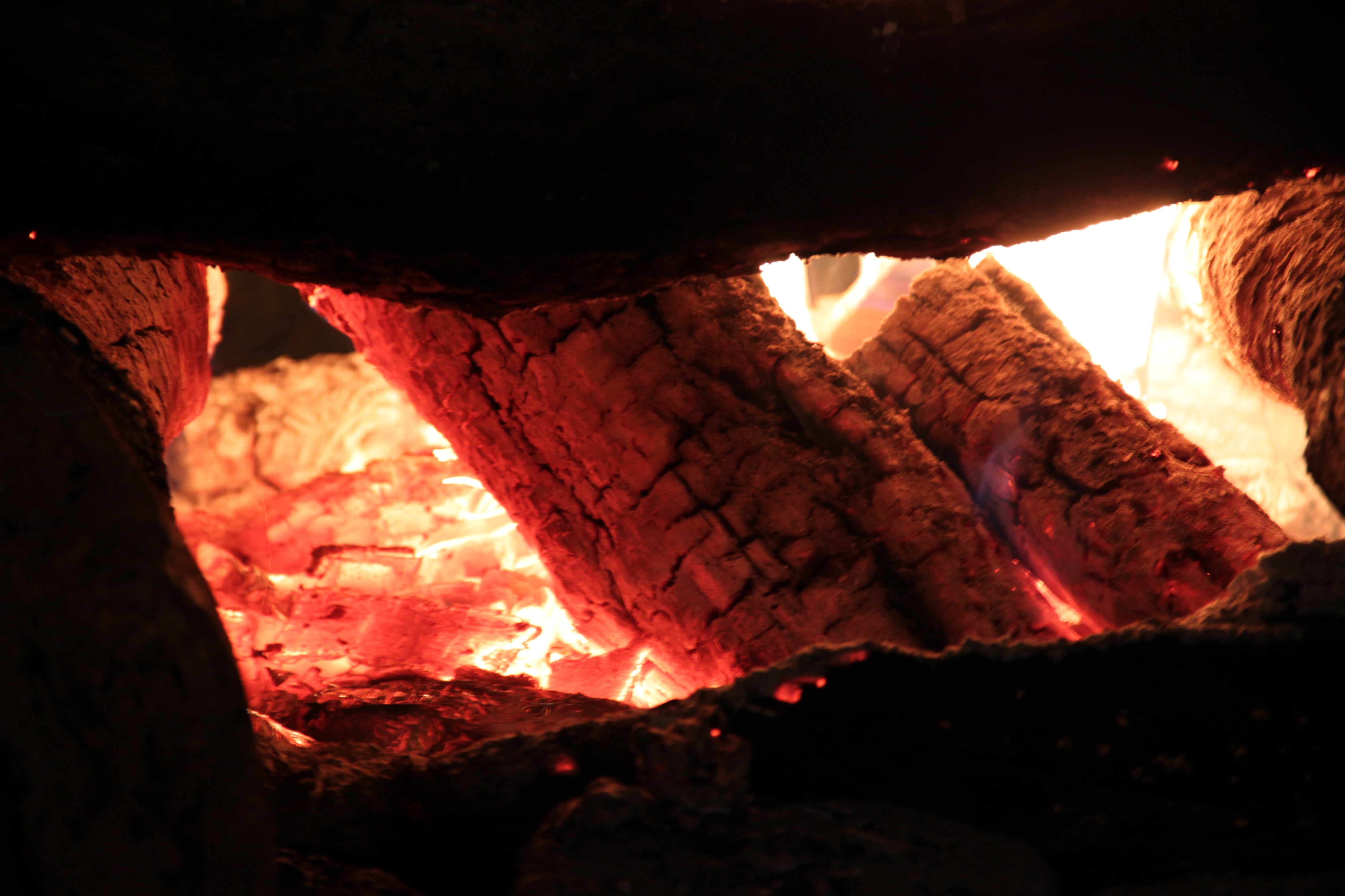 nature, log, heat, no people, blaze, wood, the stake, wood - material, communication, incandescent, outdoors, rock - object, firewood, bonfire, cave, flame, HD Wallpaper