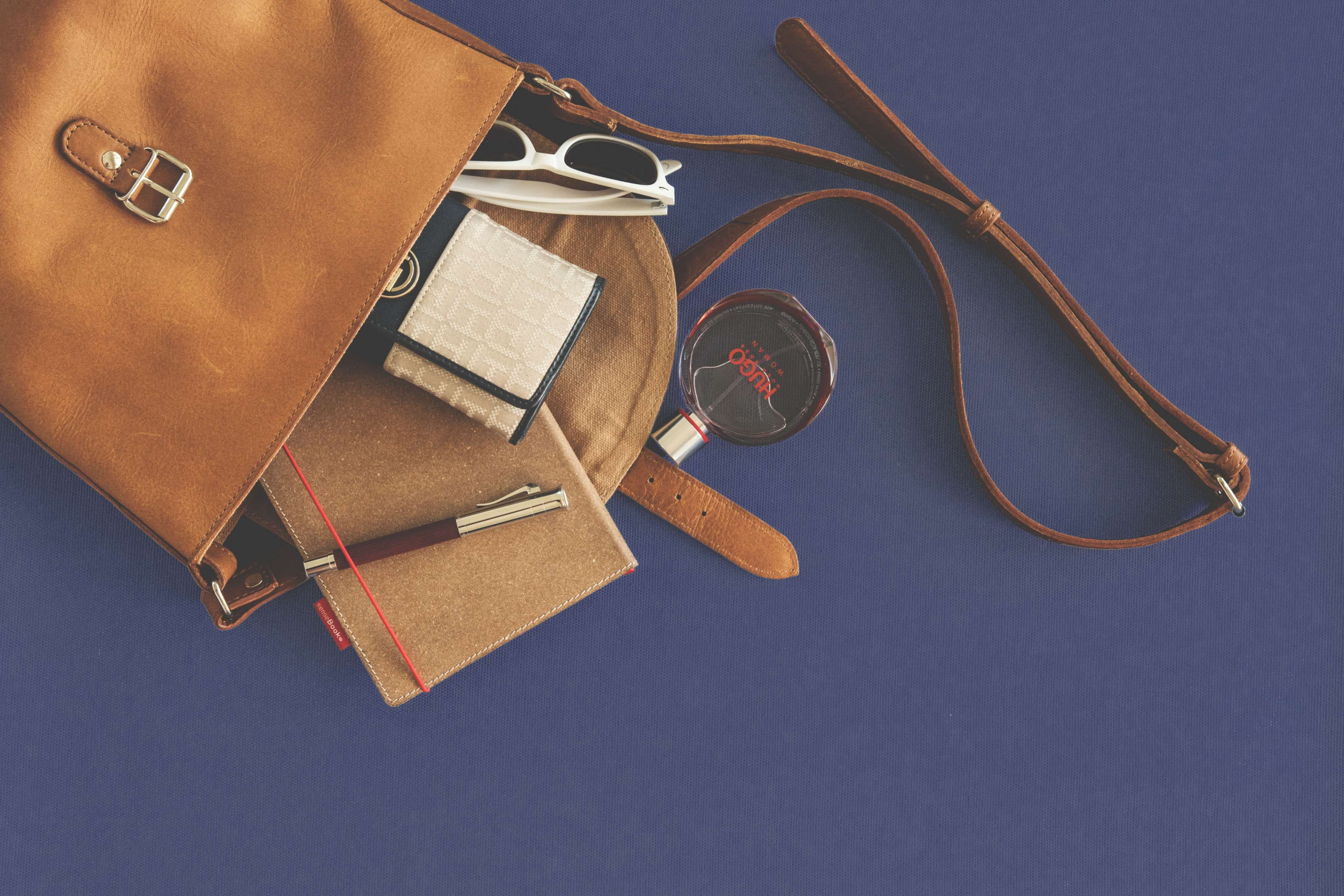 paper, close-up, money, fountain pen, technology, fashionable, indoors, copy space, accessories, notebook, still life, handbag, sunglasses, directly above, HD Wallpaper