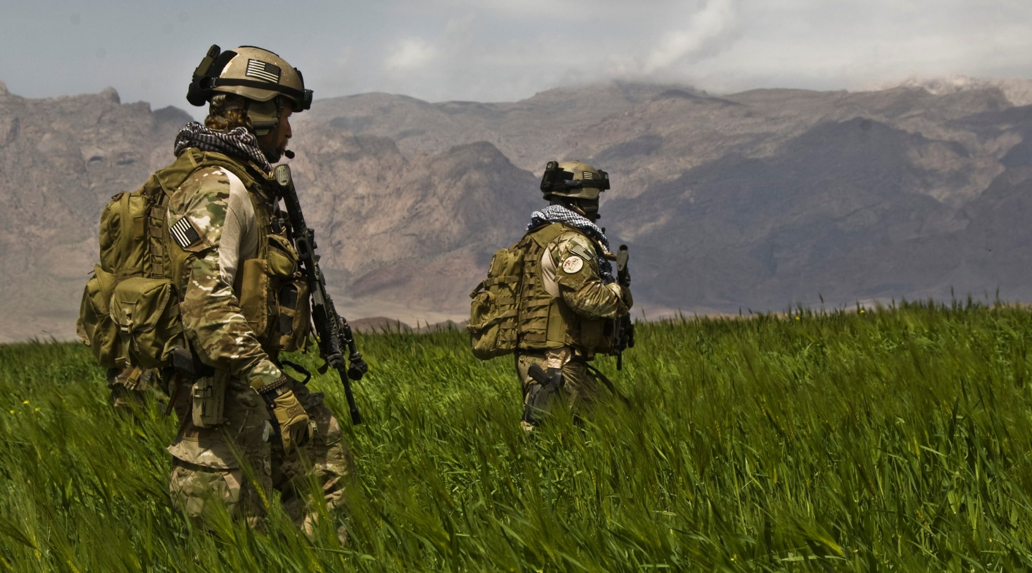 mountain, officer, gun, day, nature, plant, army, outdoors, government, camouflage clothing, armed forces, weapon, army high resolution  widescreen, conflict, HD Wallpaper
