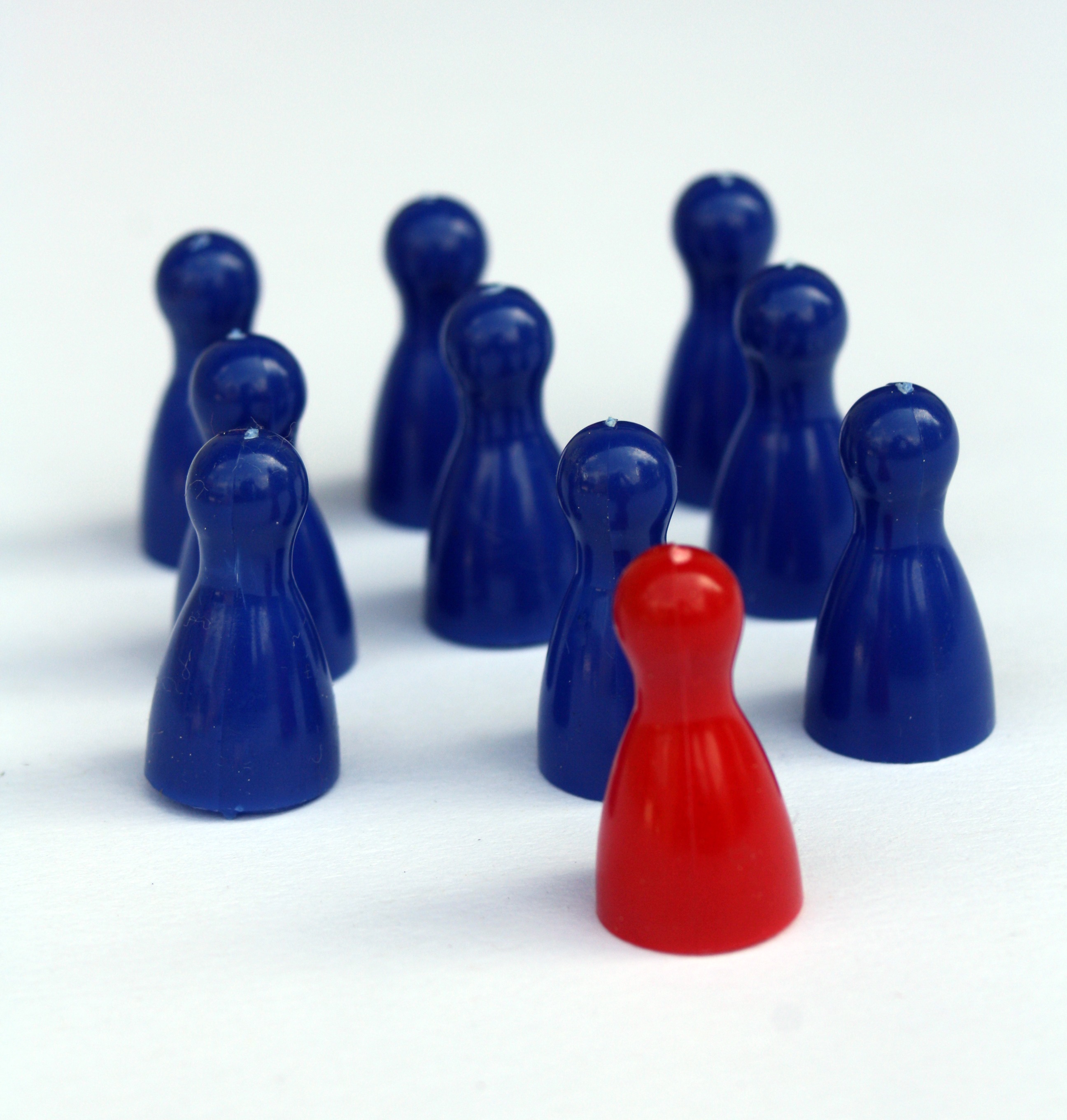 close-up, challenge, hierarchy, chef, indoors, play stone, studio shot, chess, team, figures, still life, white background, pawn - chess piece, 2K, knight - chess piece, Phone HD Wallpaper