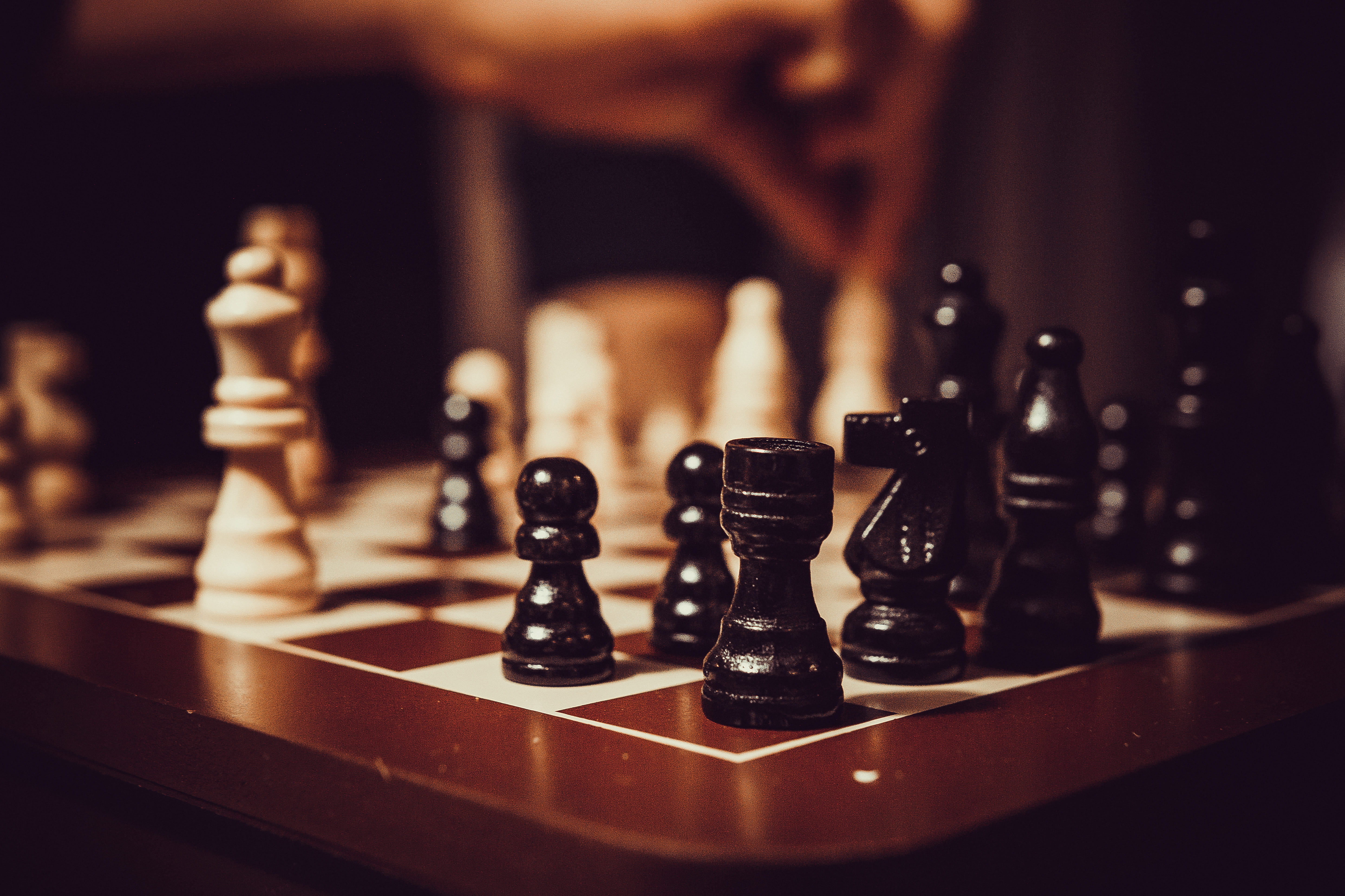 5K, competition, dice, pawn - chess piece, figurine, beer, wood, head, indoors, black, art, still life, brie, close-up, chess piece, brown, relaxation, HD Wallpaper