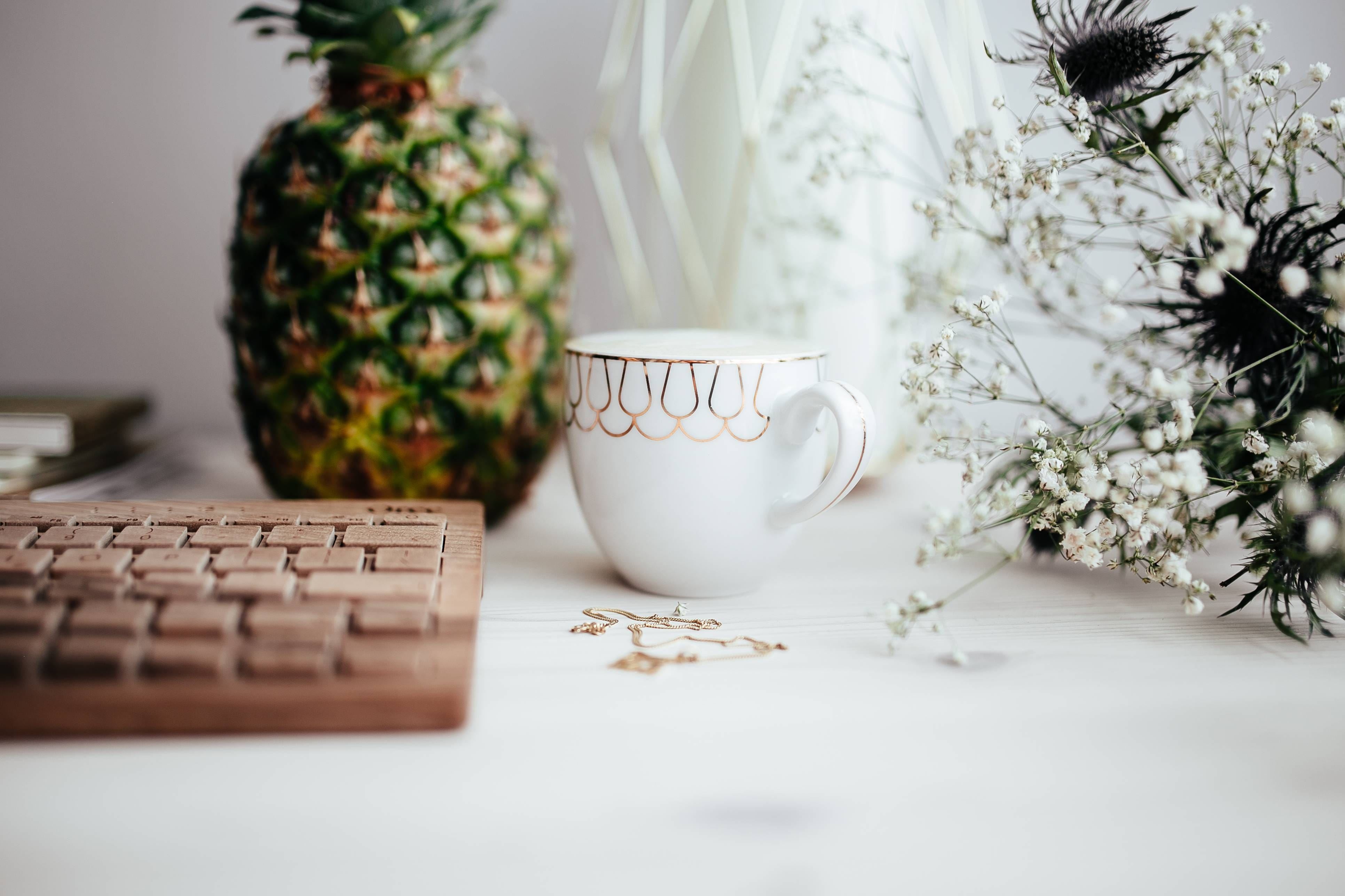 Wooden, refreshment, desk, white color, indoors, selective focus, oree, food, celebration, plant, technology, nature, hipster, freshness, keyboard, food and drink, HD Wallpaper
