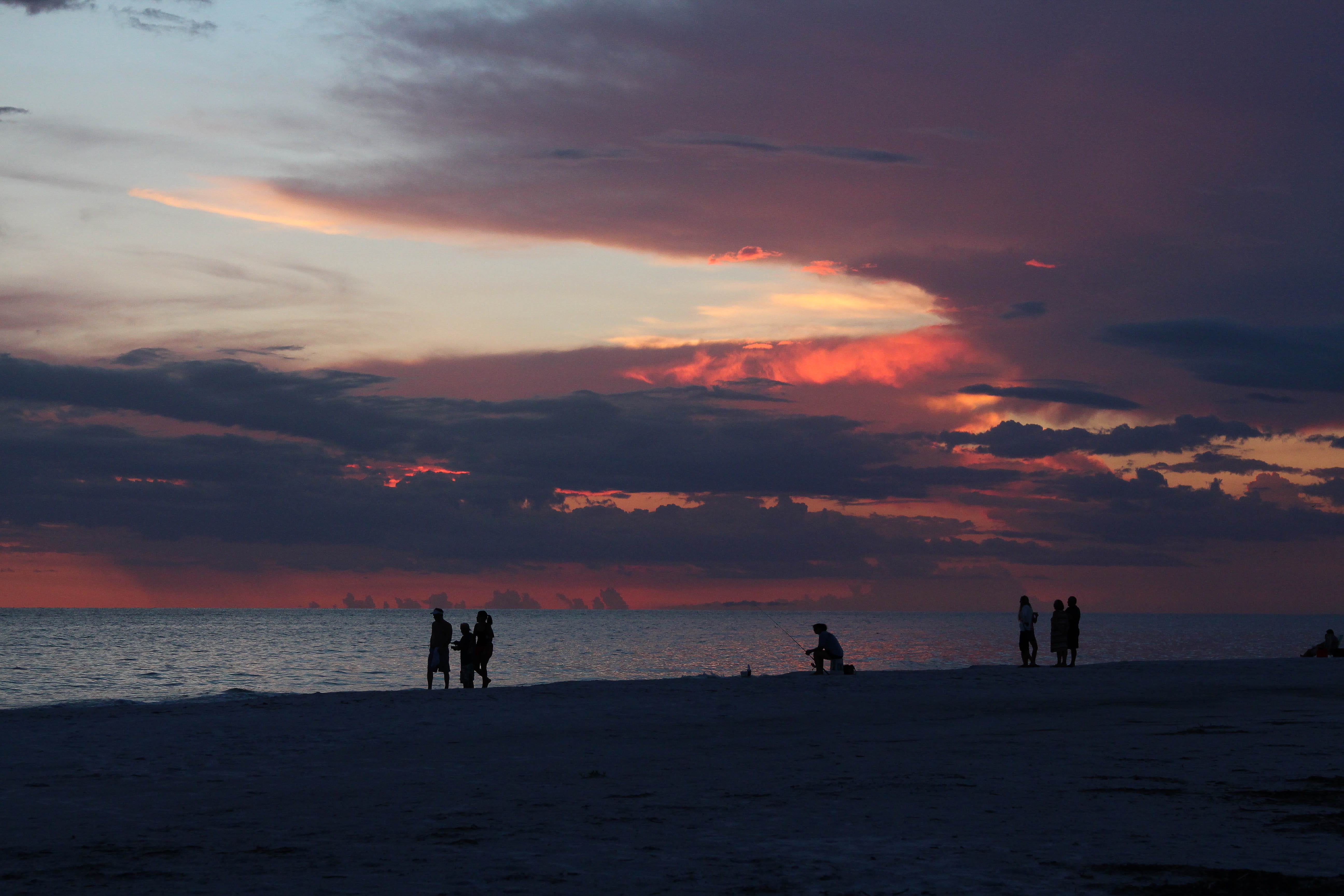 sunset, cloud - sky, lifestyles, fishing, beauty in nature, florida, 5K, group of people, silhouette, orange color, sea, land, men, water, horizon over water, HD Wallpaper