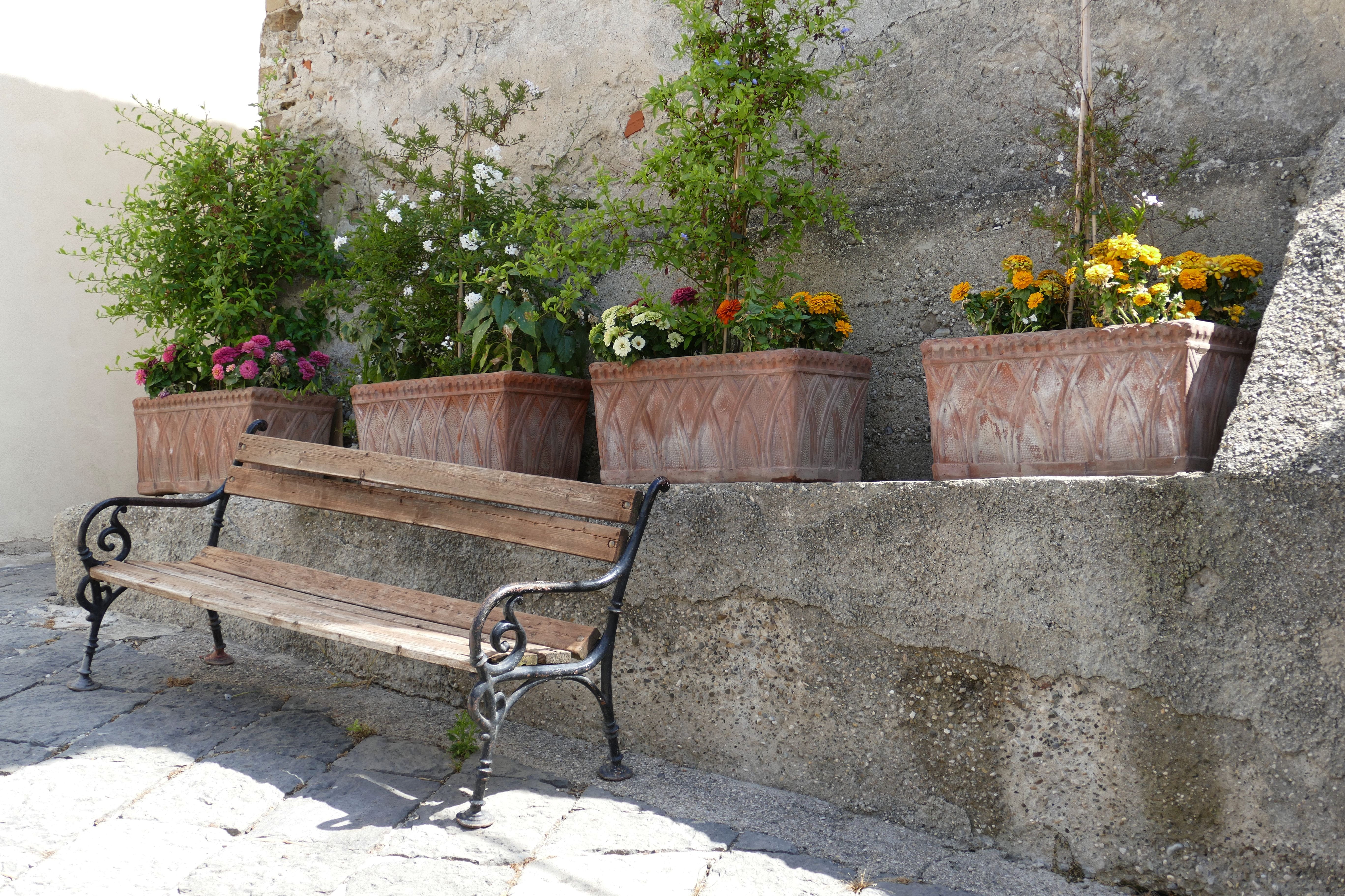 cilento, day, siesta, growth, stone wall, built structure, outdoors, italy, bank, holiday, bench, historically, nature, flowerpot, absence, mediterranean, HD Wallpaper