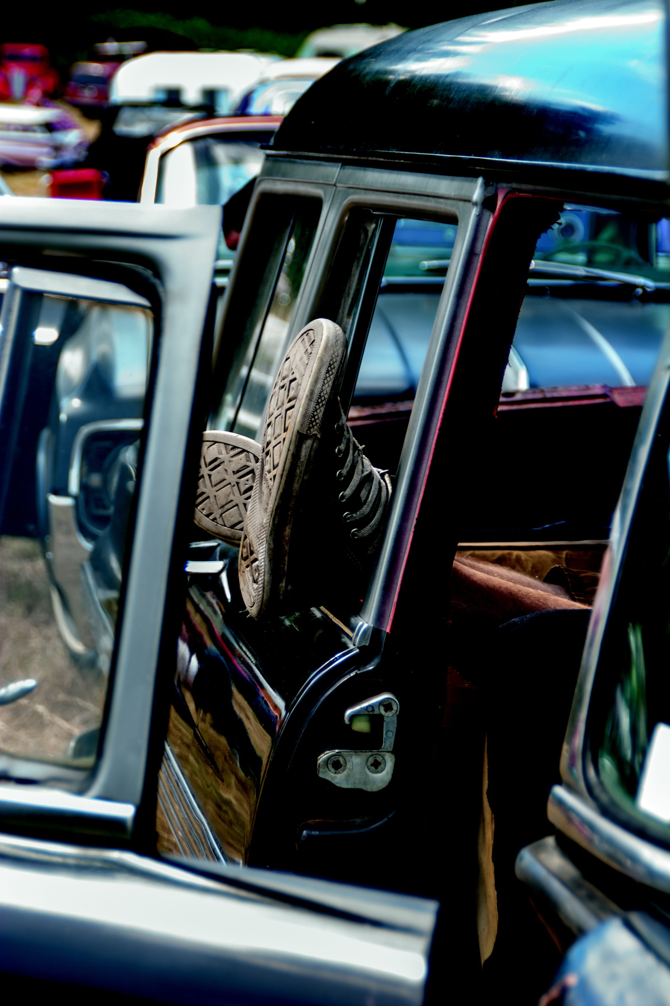 mode of transportation, land vehicle, siesta, focus on foreground, transportation, car, 2K, day, person, close-up, metal, vehicle interior, no people, Phone HD Wallpaper