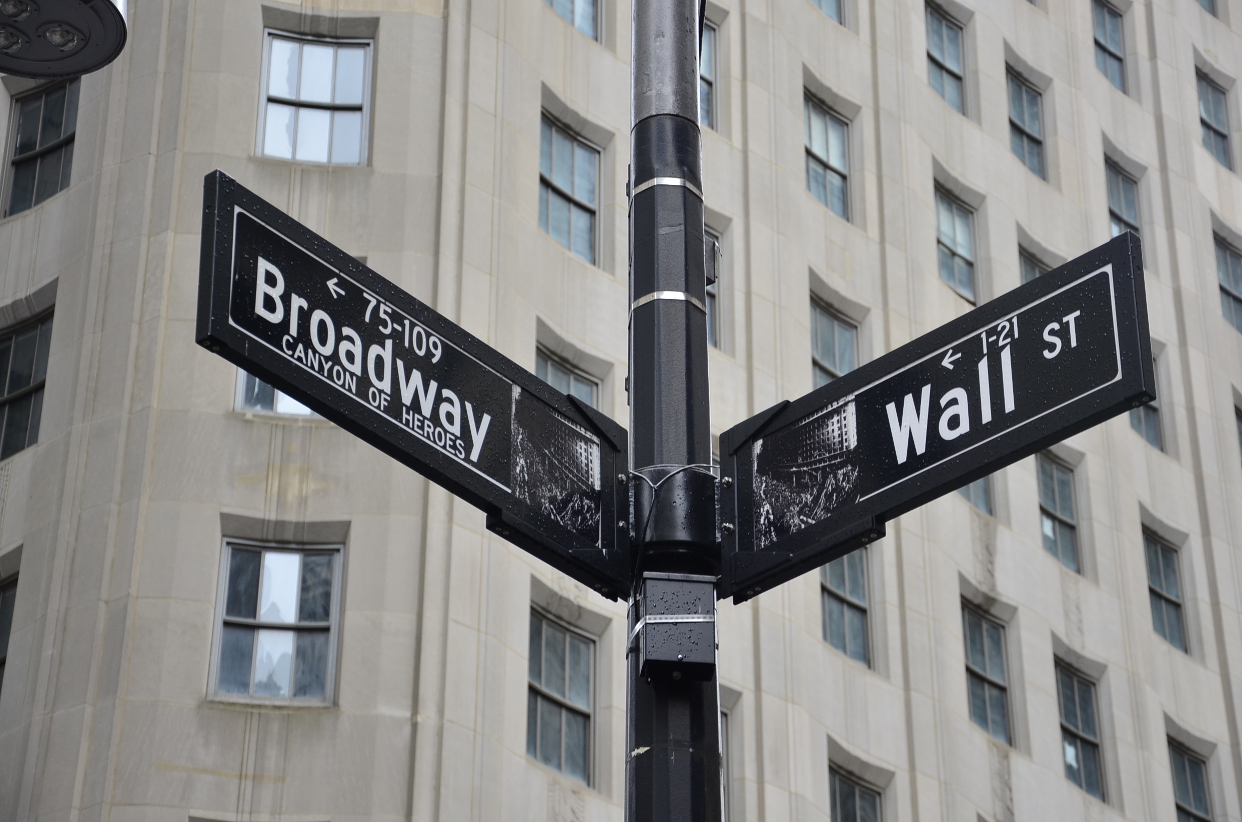 new york, black, western script, low angle view, outdoors, 1080P, day, architecture, sign, text, symbol, street, steel, window, guidance, building exterior, HD Wallpaper