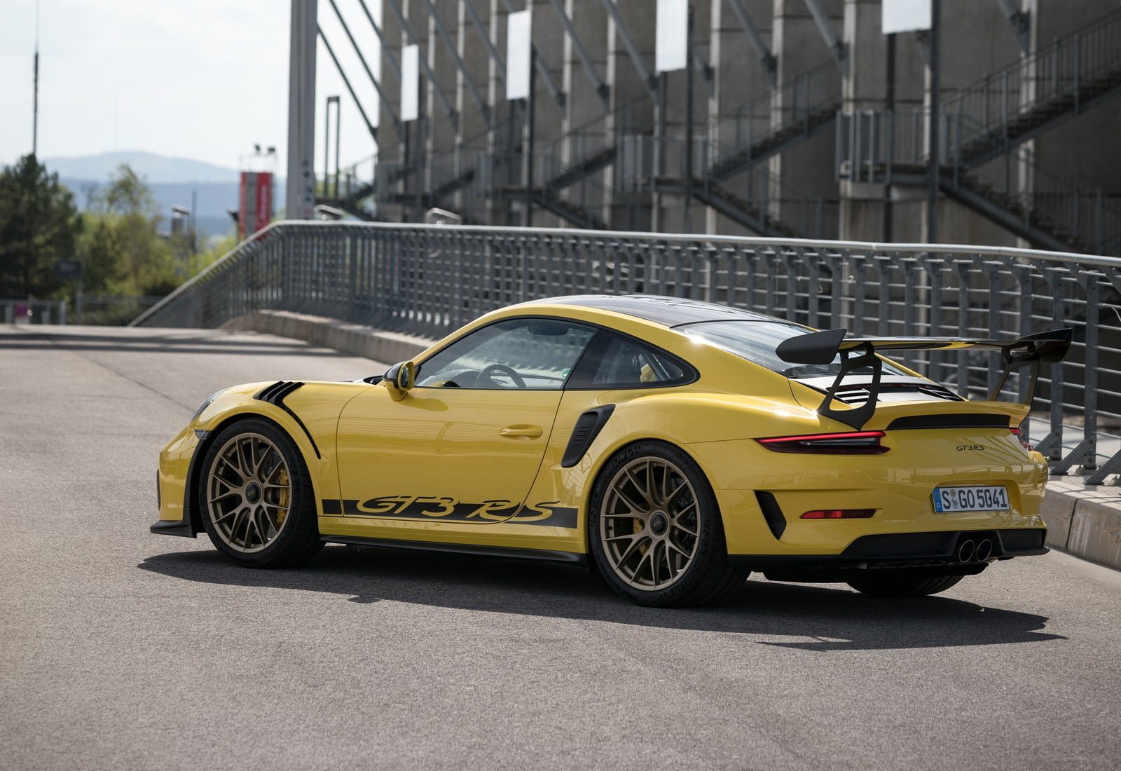 motor vehicle, no people, day, taxi, travel, mode of transportation, city, car, gt3, land vehicle, package, 911, built structure, porsche, building, yellow taxi, HD Wallpaper