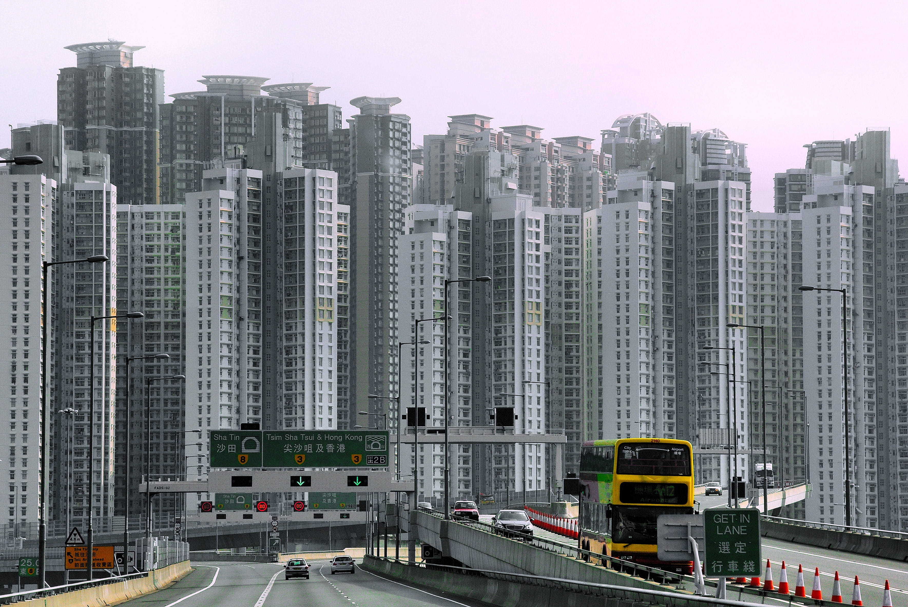 motor vehicle, perspective, tall - high, day, building exterior, built structure, building, china, office building exterior, road, population, pollution, HD Wallpaper