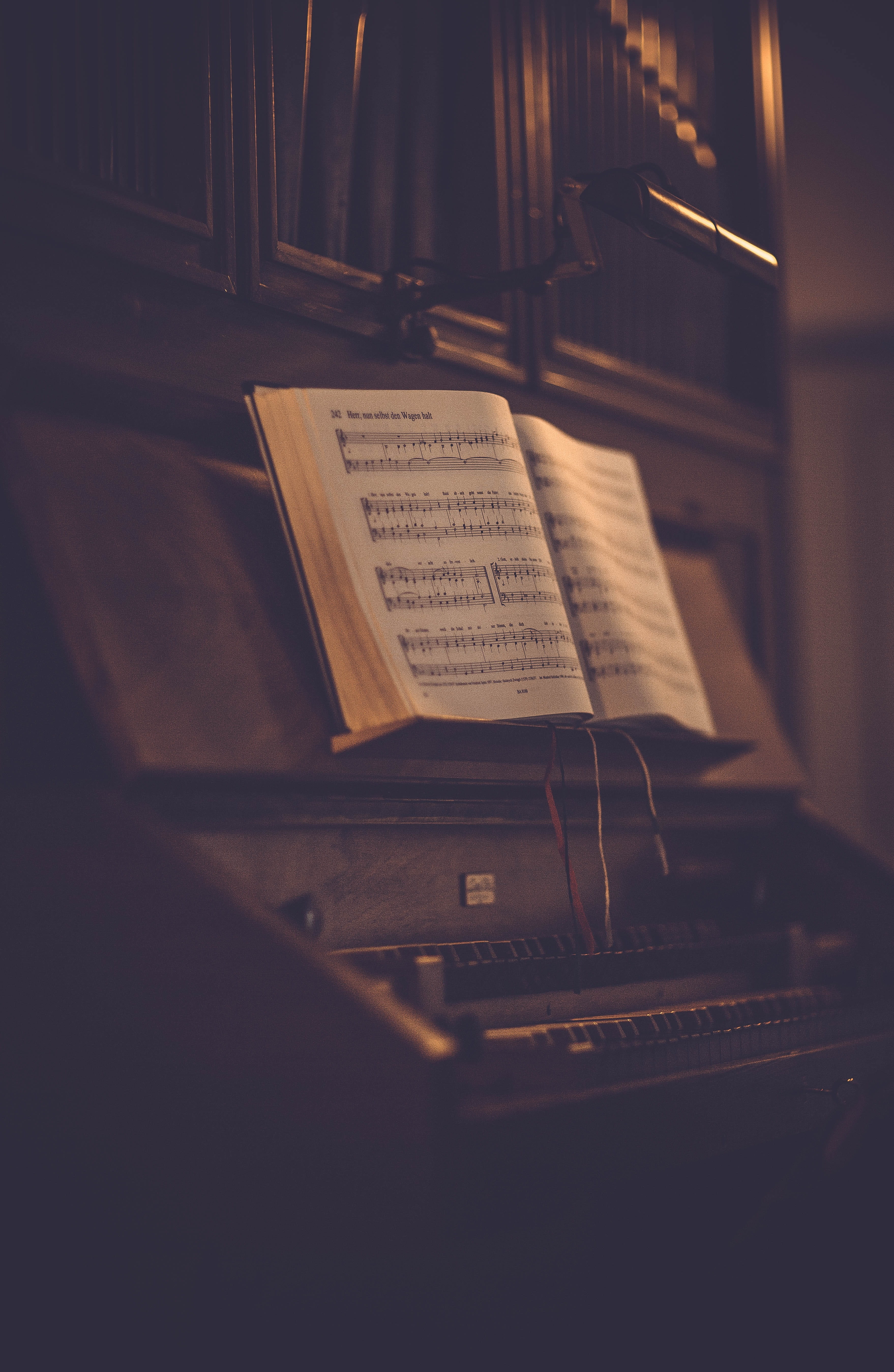 piano, keyboard instrument, close-up, dark, musical note, musical equipment, ecclesiastical instrument, still life, keyboard, arts culture and entertainment, Phone HD Wallpaper