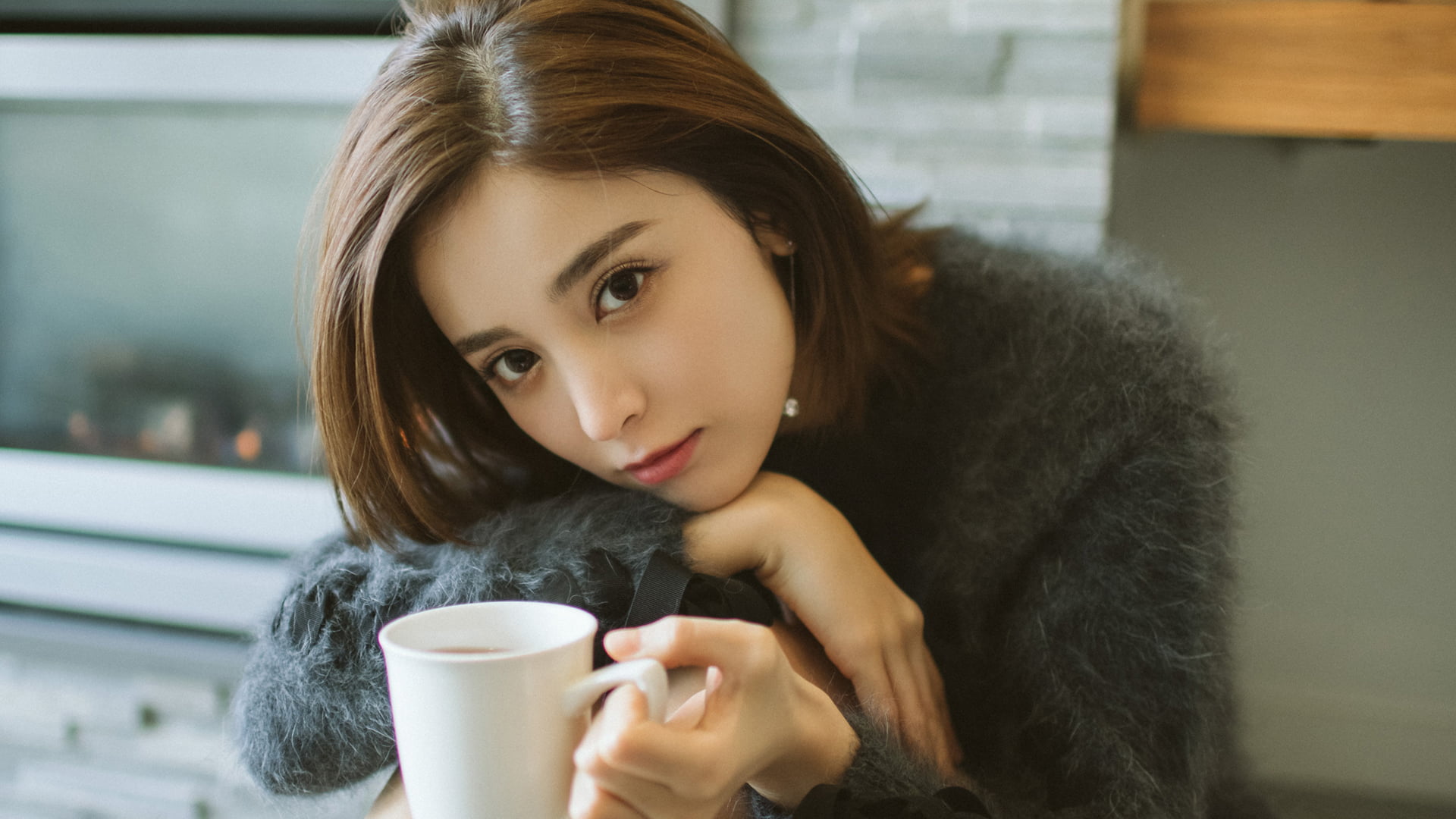 drinking, one person, hot drink, portrait, mug, coffee, contemplation, 1080P, young adult, hairstyle, coffee - drink, holding, hair, beautiful woman, headshot, HD Wallpaper