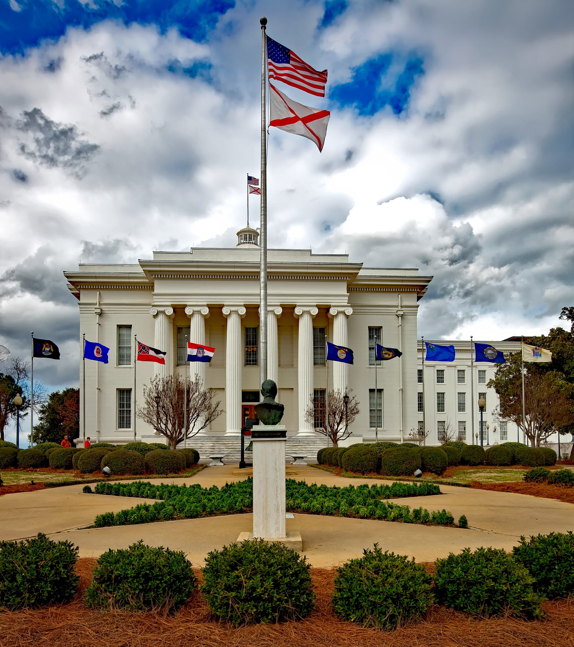 outdoors, grass, pride, urban, american, montgomery, environment, buildings, dome, government, nature, built structure, no people, cities, day, patriotism, Phone HD Wallpaper