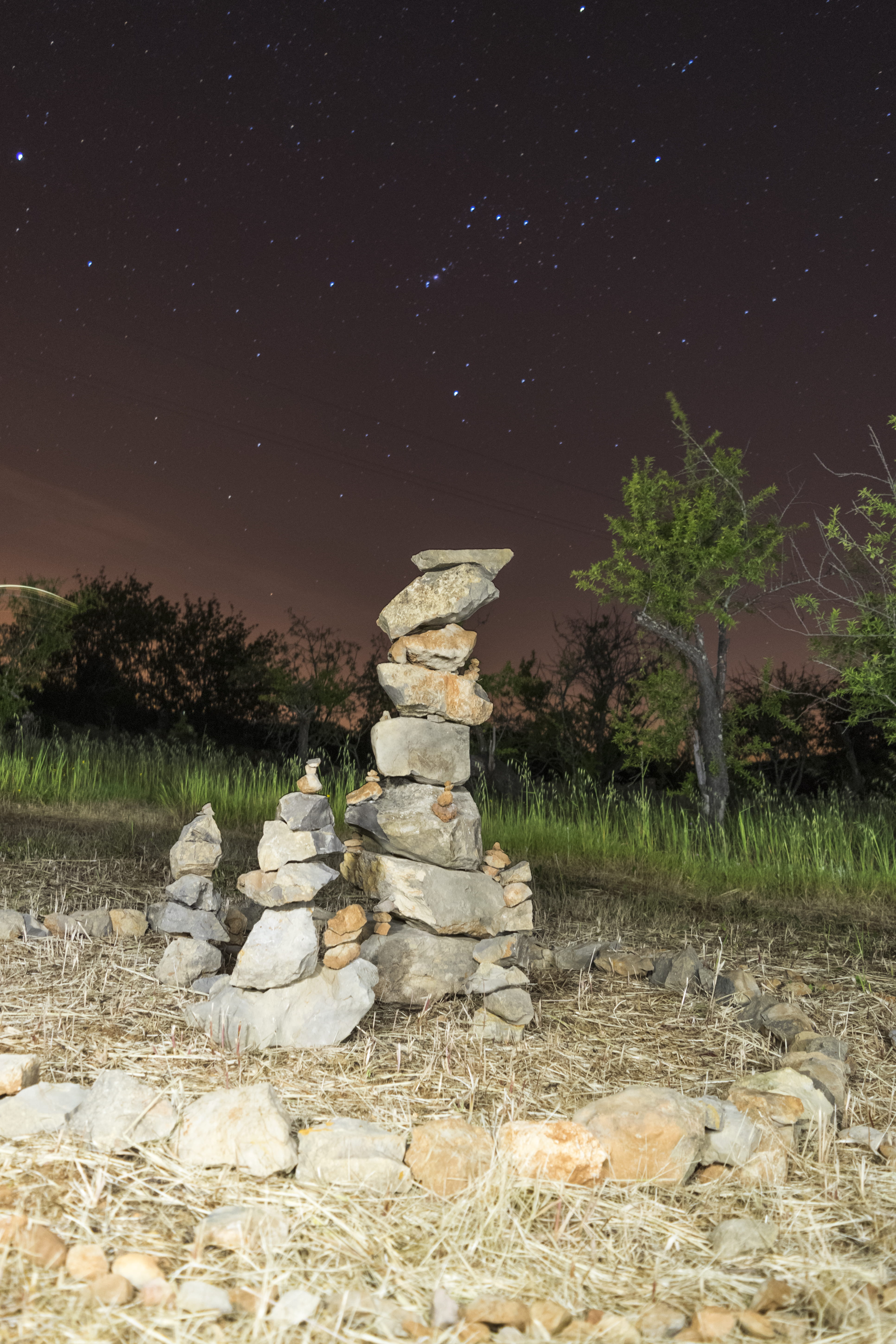outdoors, stars, 5K, soil, crop circle, sky, tree, stack, field, plant, gravel, tranquility, star - space, slate, solid, scenics - nature, balancing, wall, Phone HD Wallpaper