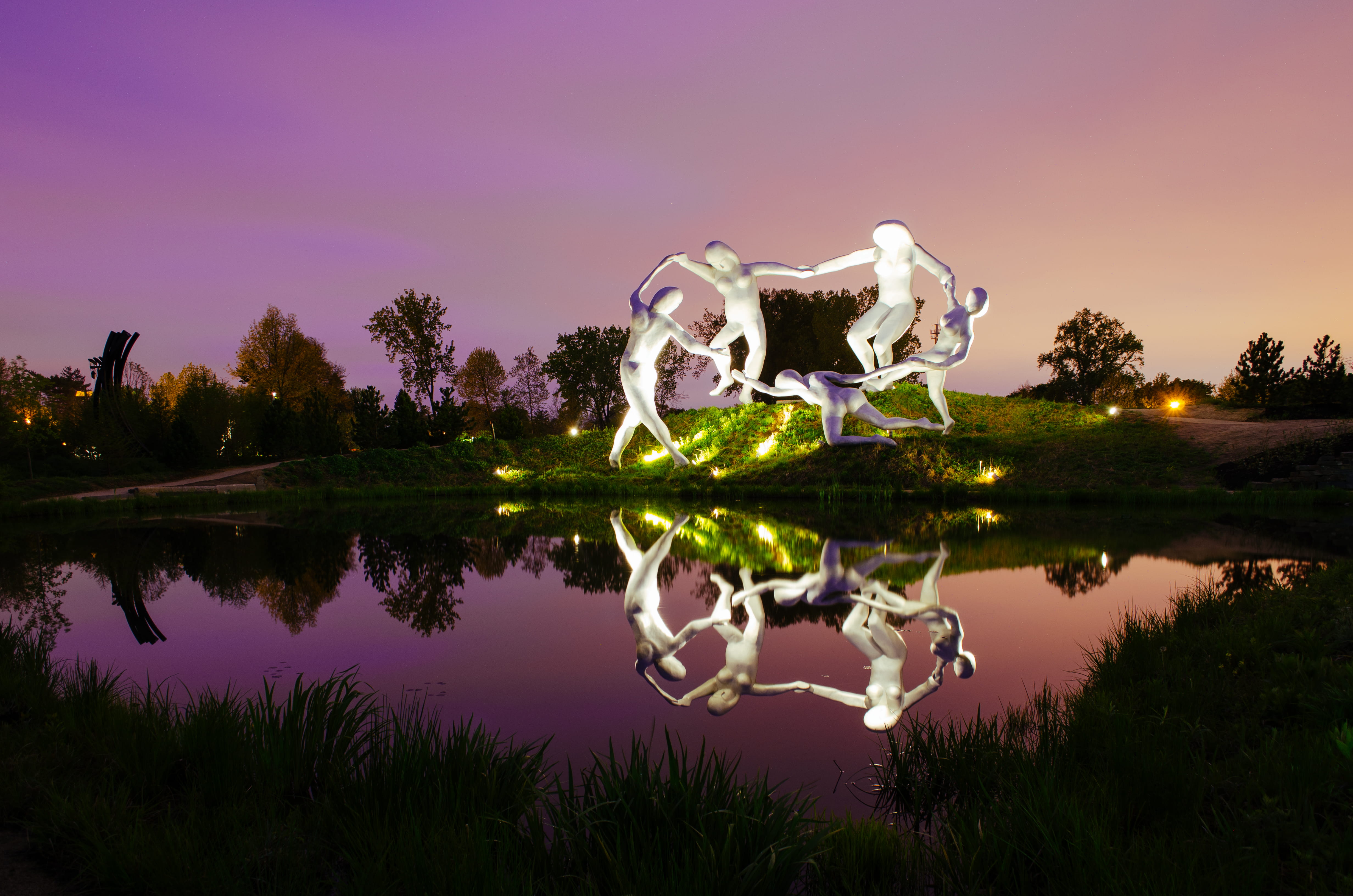 plant, purple, tranquil scene, art, tree, pond, nature, light, water, dusk, outdoors, symmetry, reflection lake, sky, sculpture, night, illuminated, sunset, HD Wallpaper