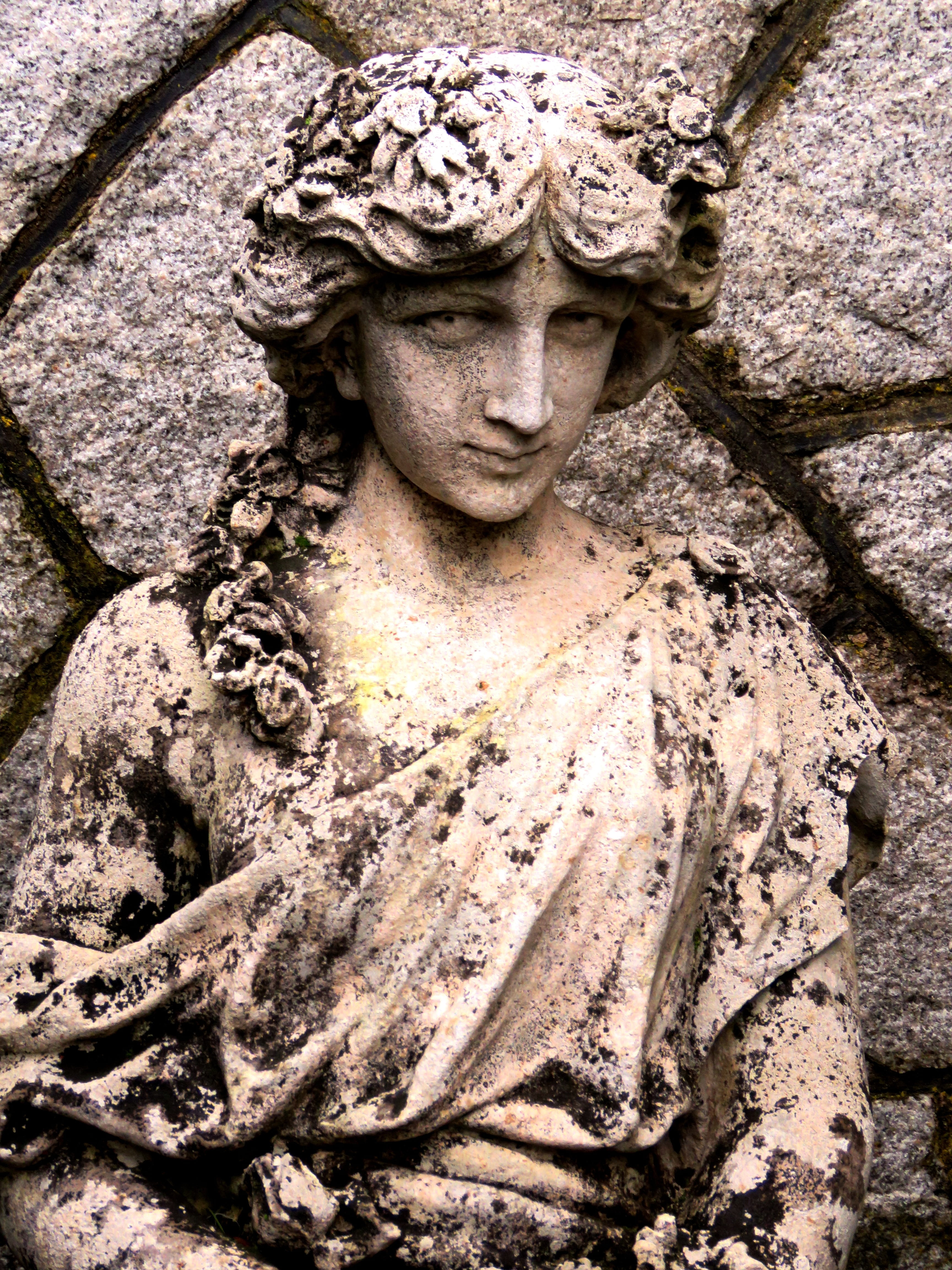 grave, marble, 4K, stone material, Woman, art and craft, outdoors, solid, history, no people, day, greek, Sculpture, representation, stone, architecture, Phone HD Wallpaper