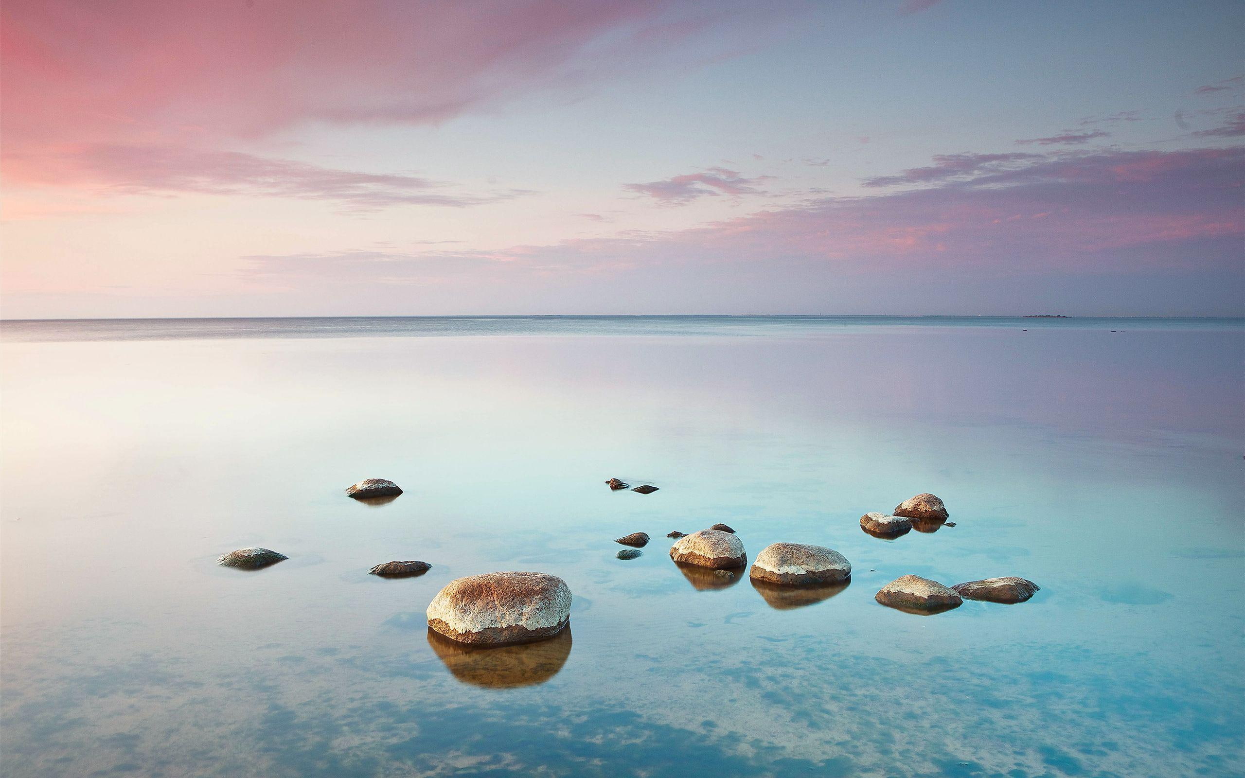 beaches, clear, 2560x1600, cloud, brow, rock, 2K, water, rocks, body, white, ocean, HD Wallpaper