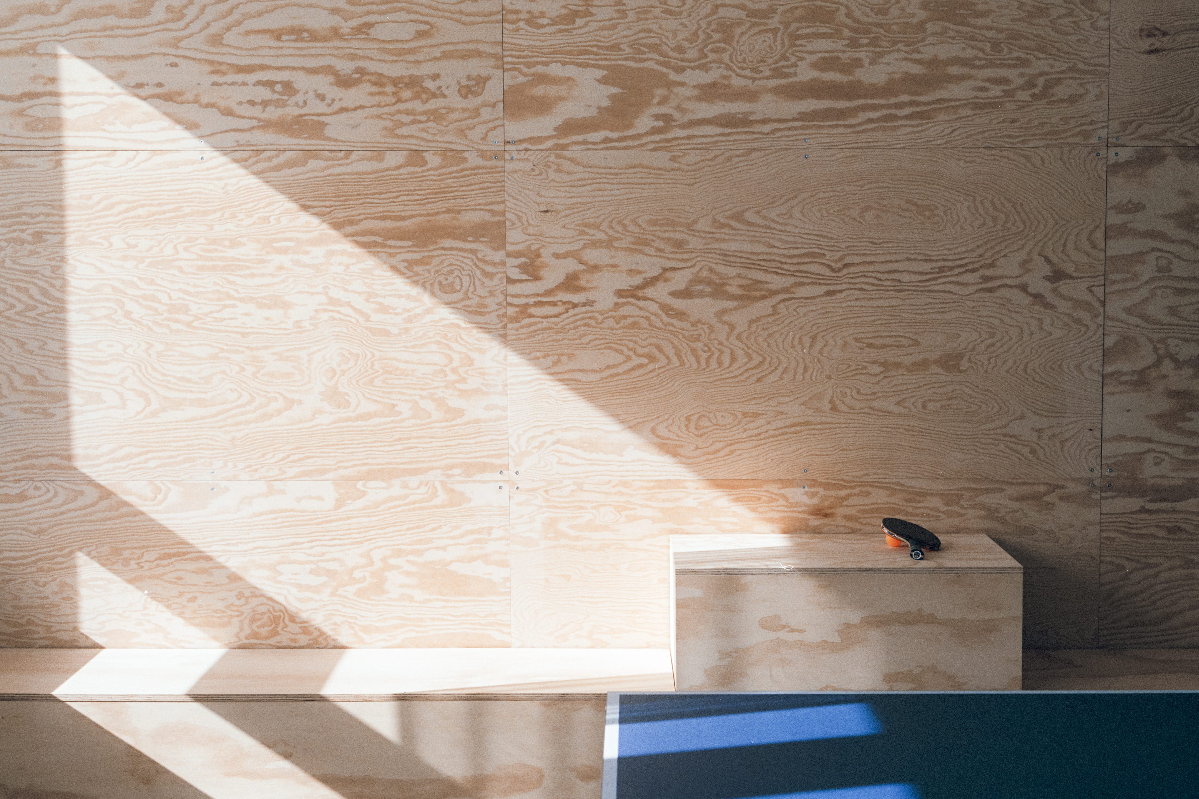 window, one animal, pattern, sweden, indoors, shadow, light, day, plywood, stockholm, nature, architecture, art and craft, design, built structure, creativity, HD Wallpaper