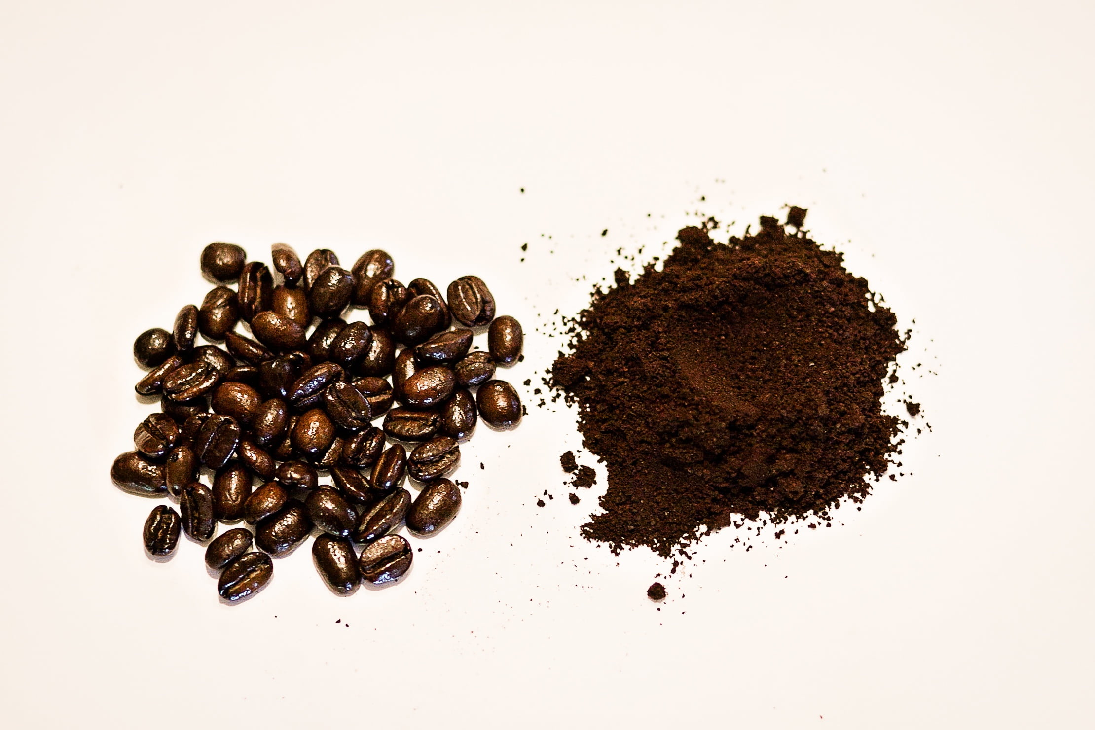 ground coffee, coffee cup, still life, no people, chocolate, large group of objects, food, powder, 1080P, grinds, coffee - drink, cafe, beans, refreshment, HD Wallpaper