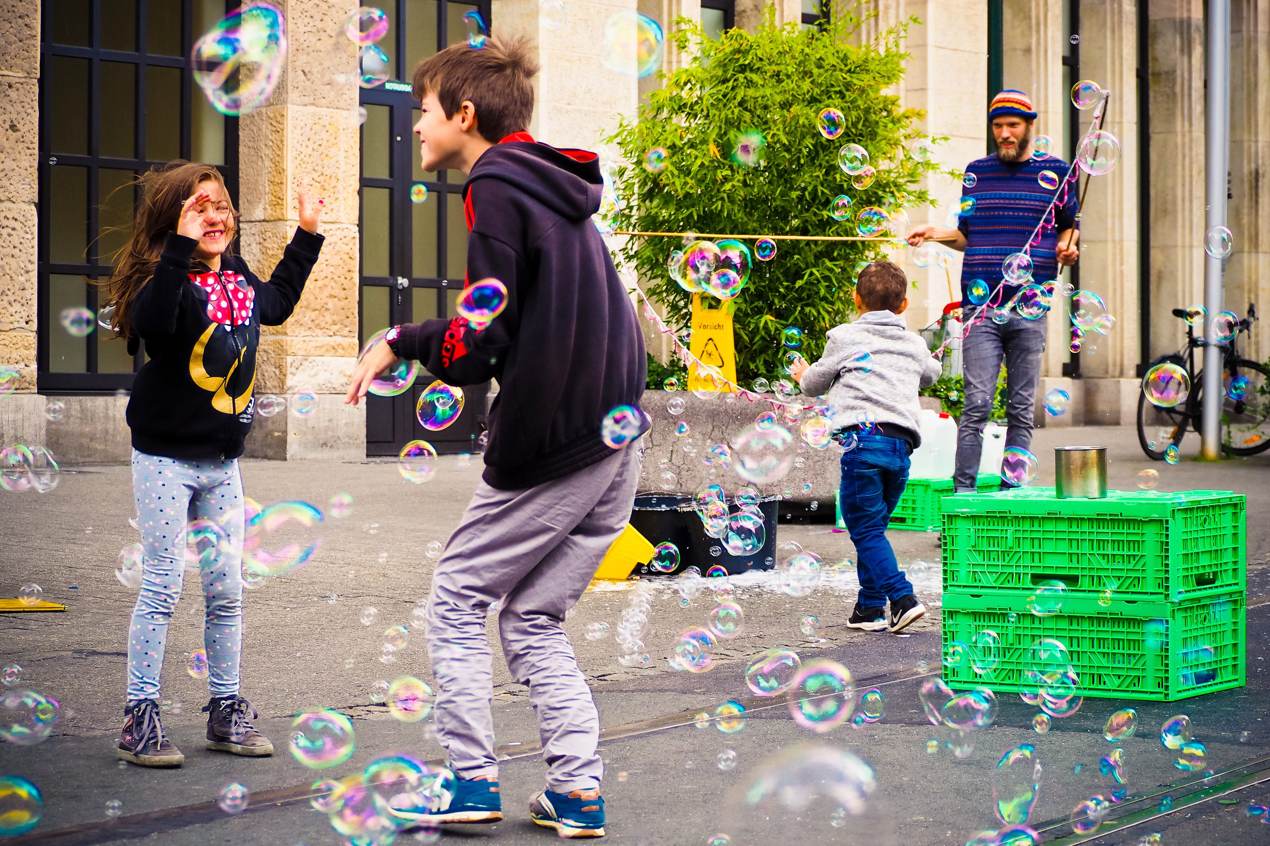 4K, bubbles, daytime, teen, artists, innocence, childhood, lifestyles, fun, cheerful, group of people, romp, girl, colorful, moment, full length, great, HD Wallpaper