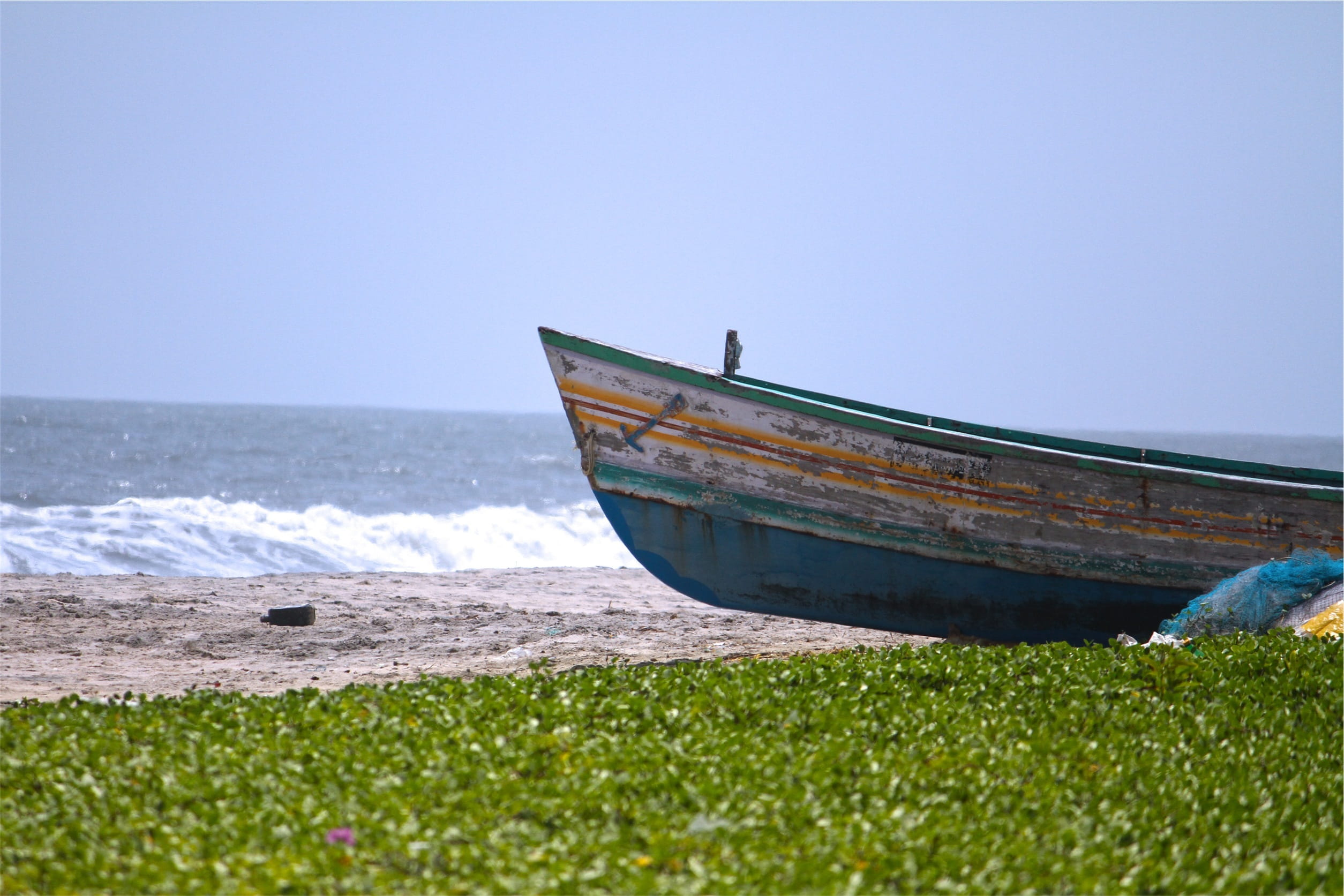 no people, outdoors, fishing, green, landed, 1080P, ocean, seashore, clear, daytime, boat, tranquility, sand, nautical, anchored, clear sky, scenics - nature, HD Wallpaper