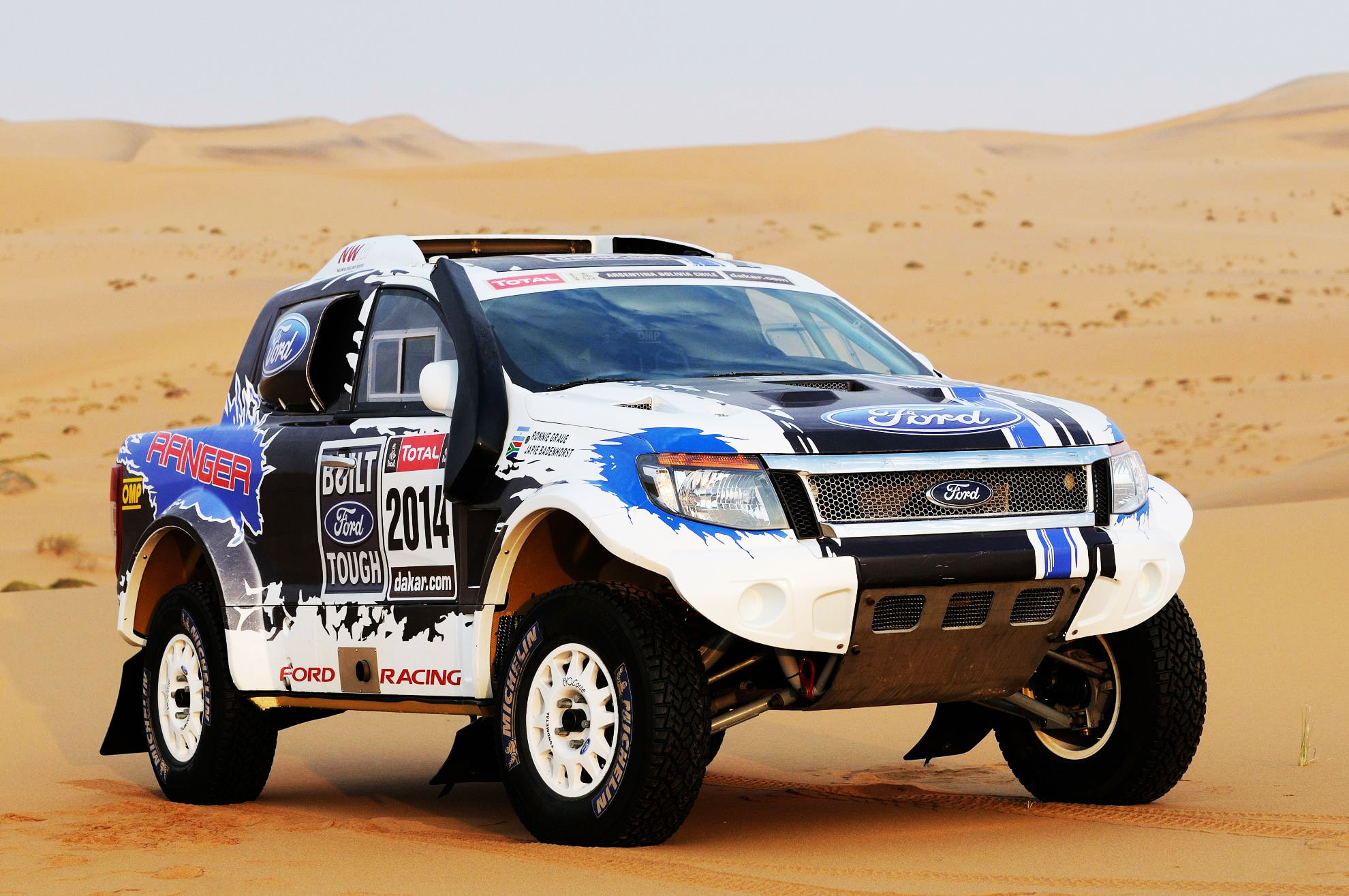 Machine, Auto, The hood, Rally, SUV, Ford, 2014, Sport, Jeep, Sand, Lights, Dakar, 1080P, The front, HD Wallpaper