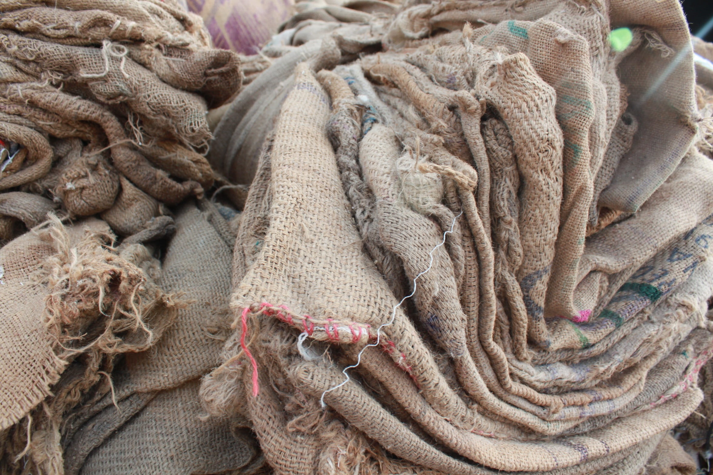 packing, high angle view, for sale, brown, rugs, pattern, india, business, fishing net, abundance, day, jute, mesh, retail, bundle, sack, large group of objects, HD Wallpaper