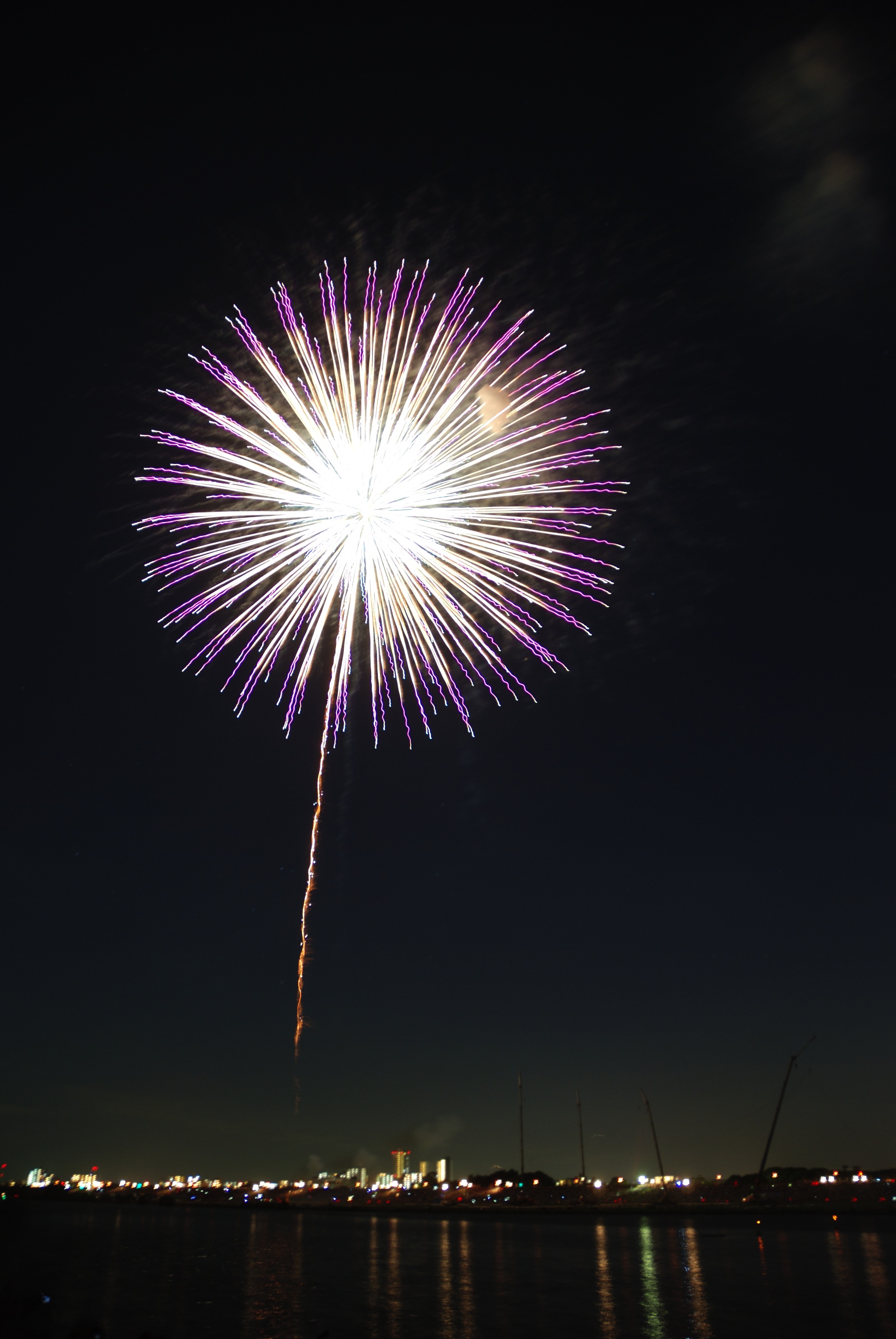 nature, colorful, arts culture and entertainment, glowing, outdoors, illuminated, no people, firework, celebration, fireworks, long exposure, sparks, exploding, Phone HD Wallpaper