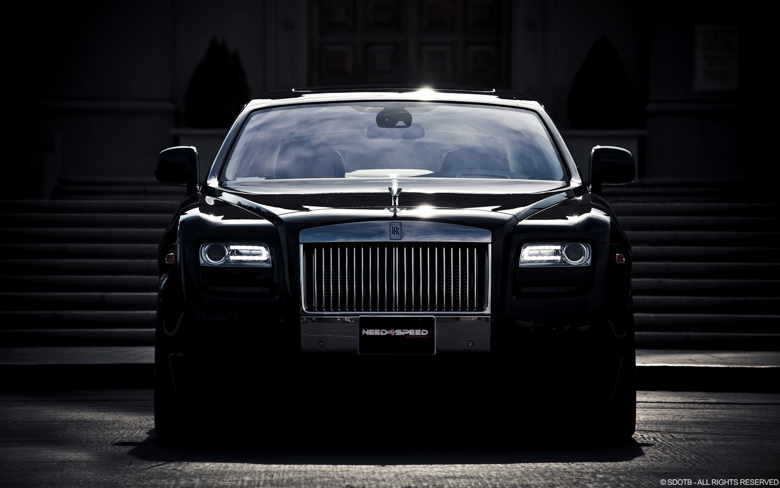 land vehicle, front view, stationary, headlight, Ghost, architecture, motor vehicle, street, building exterior, Royce, garage, Rolls, no people, retro styled, HD Wallpaper