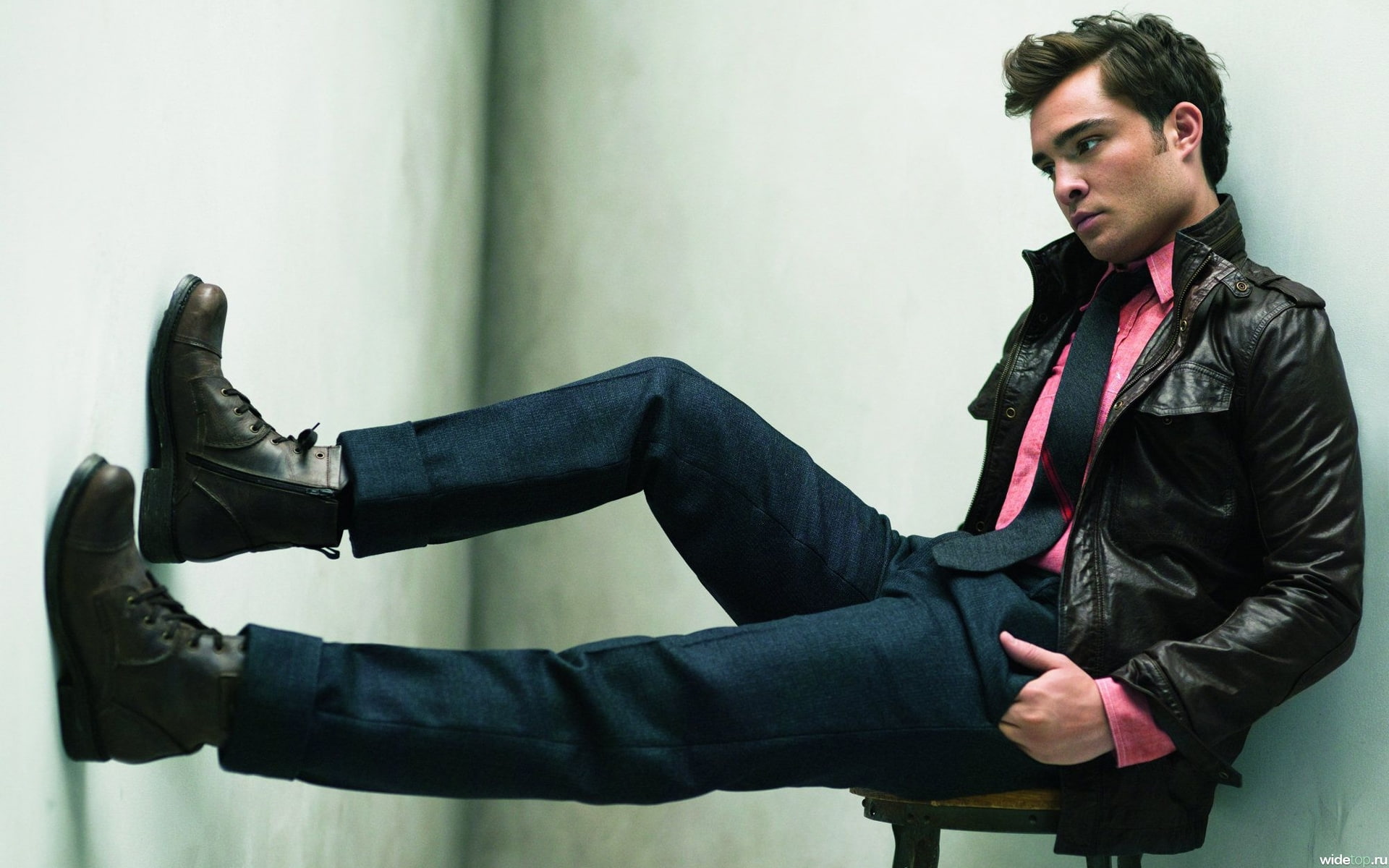 leisure activity, black, casual clothing, sitting, zip, side view, contemplation, looking, full length, jeans, young men, s, leather jacket, blue, fashion, HD Wallpaper