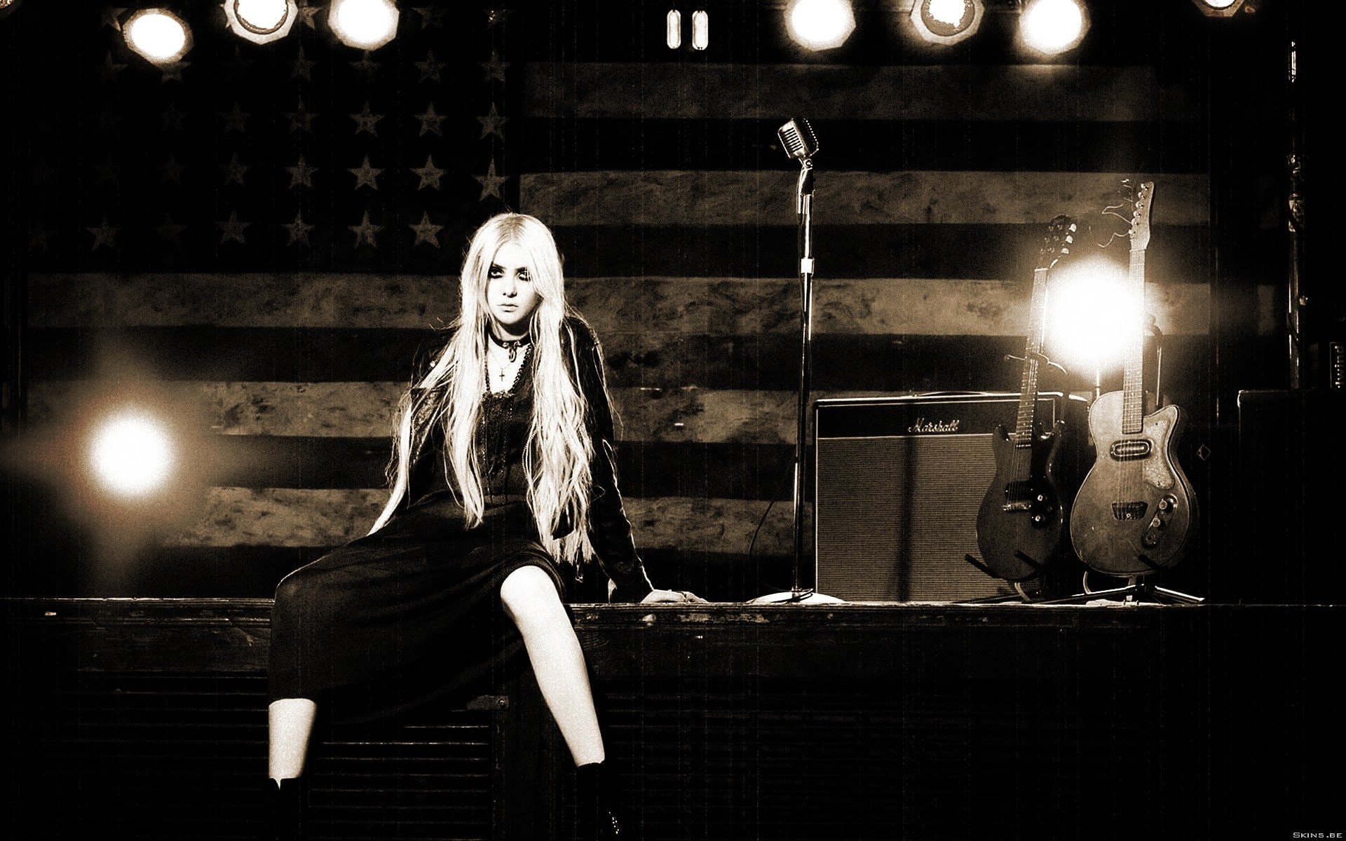 taylor, singers, blonde, pretty, actress, models, babe, momsen, singer, alternative, rock, 1080P, reckless, blondes, hard, sexy, women, model, HD Wallpaper