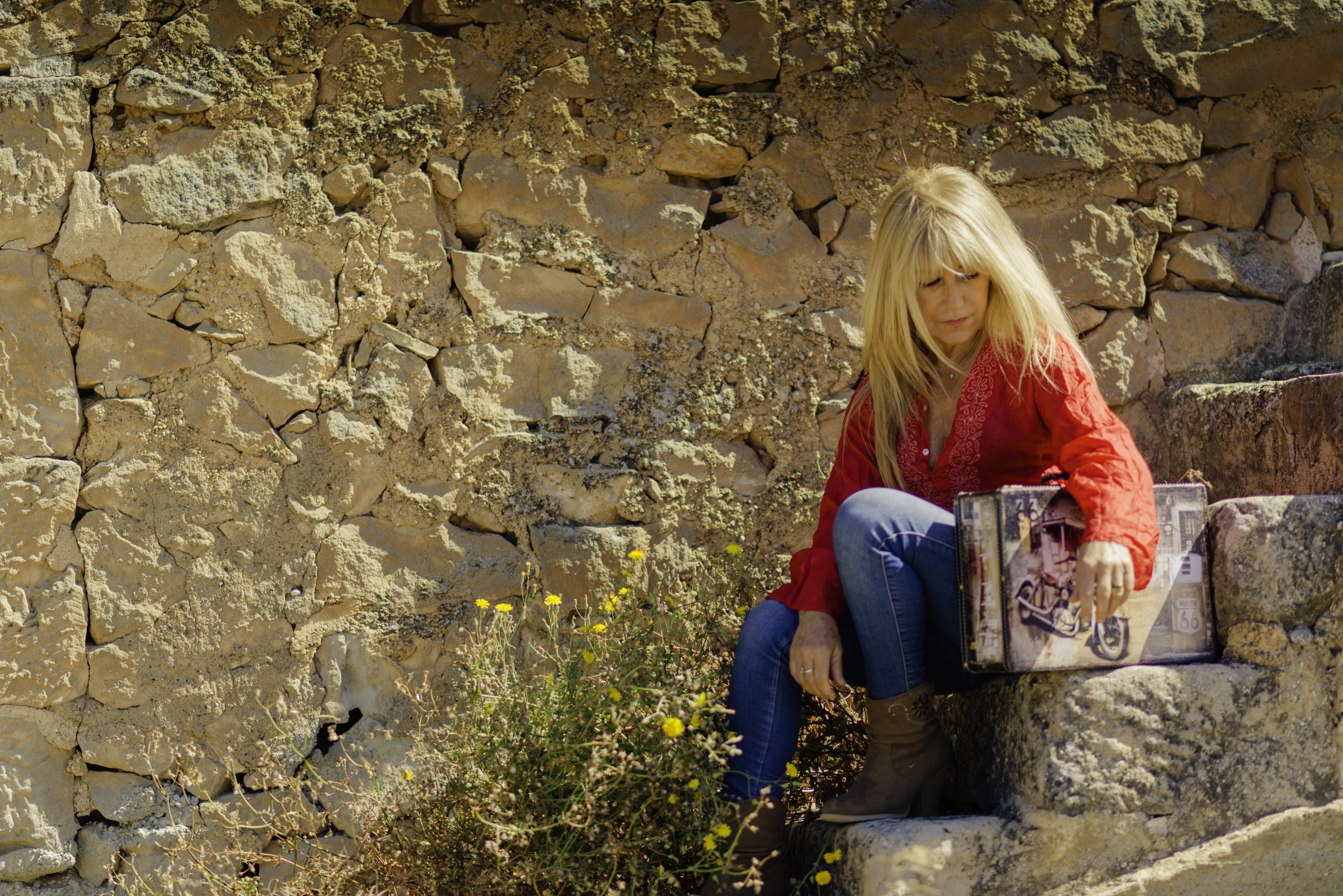 stone wall, soledad, person, girls, casual clothing, woman, case, 5K, built structure, people, sitting, long hair, hair, rock, thoughtful, only women, HD Wallpaper