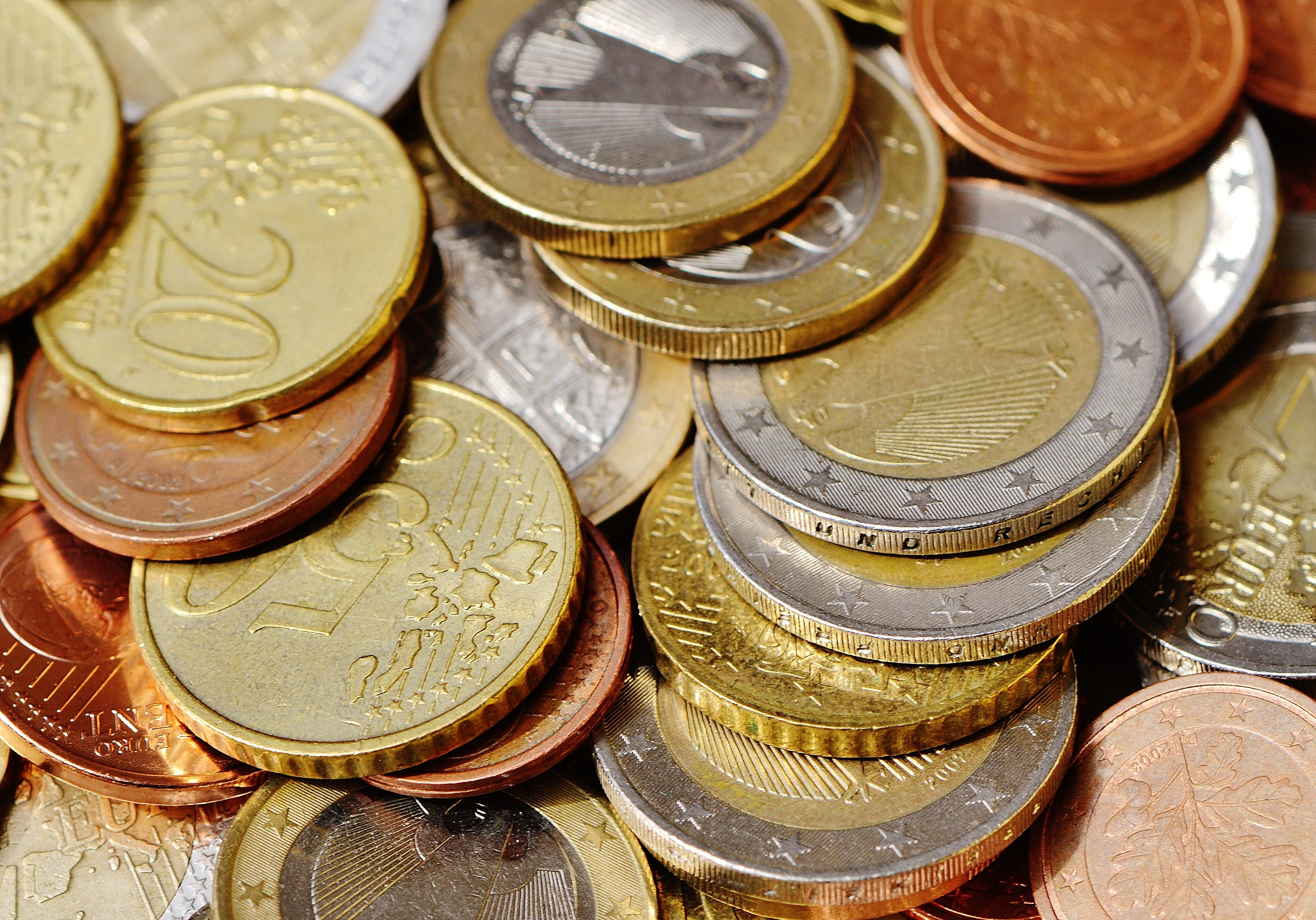 economy, finance, € coin, gold colored, abundance, finance and economy, savings, stack, making money, wealth, full frame, investment, loose change, coin, HD Wallpaper