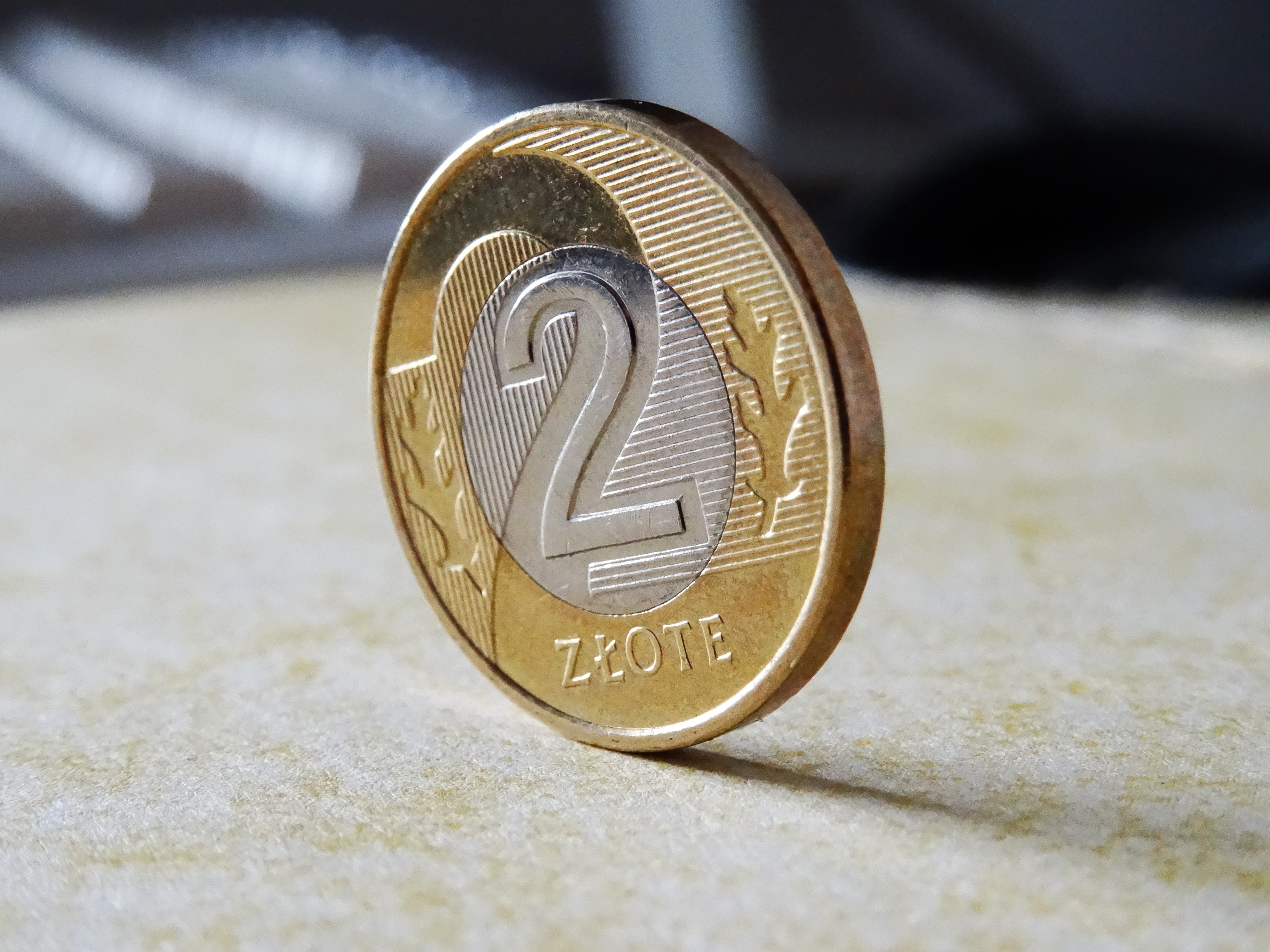 silver, selective focus, indoors, 5K, money, colored, golden, geometric shape, taxes, close-up, business, gold, circle, savings, pay, save, amount, text, HD Wallpaper