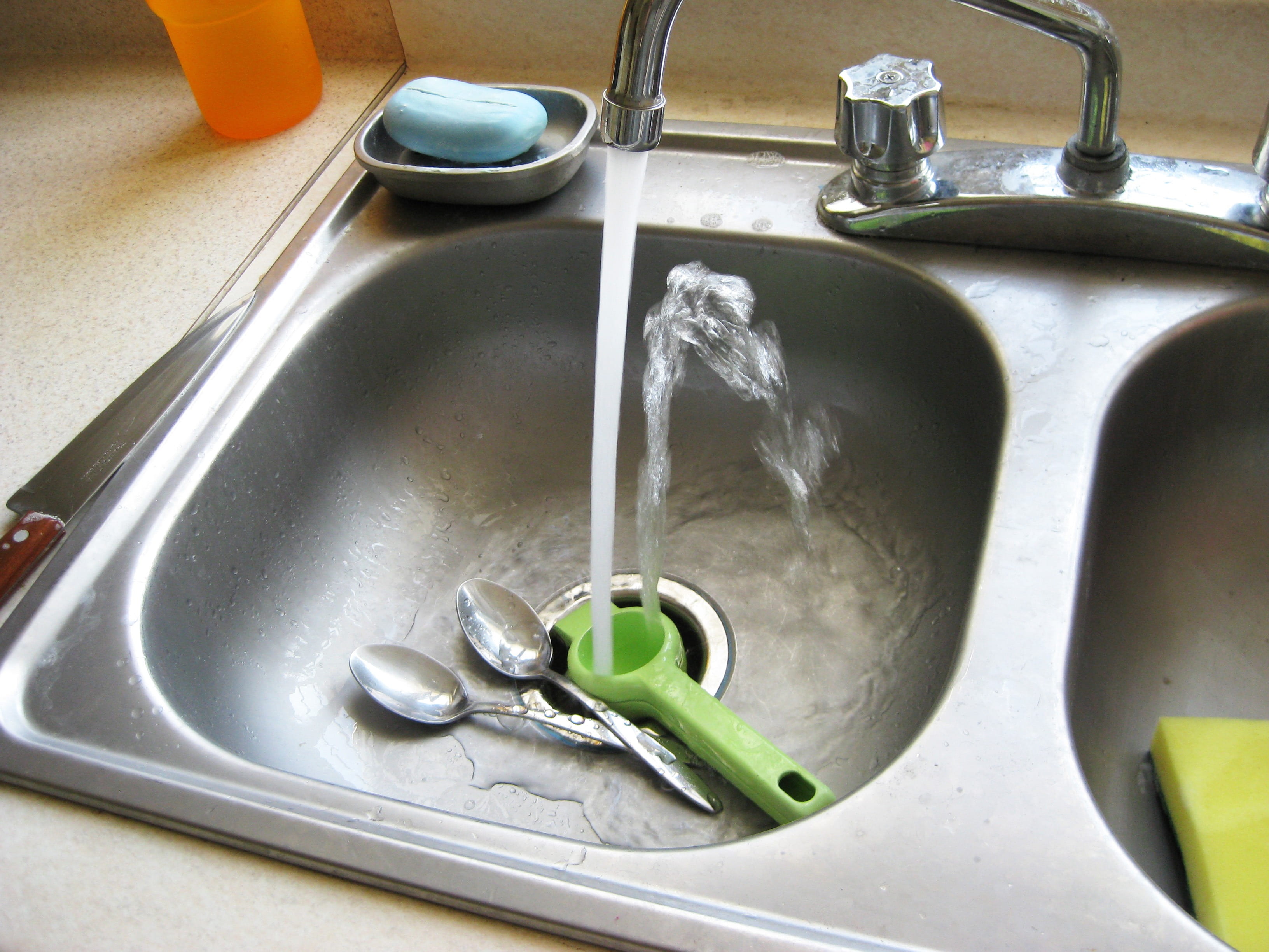 interior, no people, tap, tray, crockery, dirty, alloy, stainless, kitchen sink, running water, silver colored, hygiene, kitchen, household equipment, cleaning, HD Wallpaper
