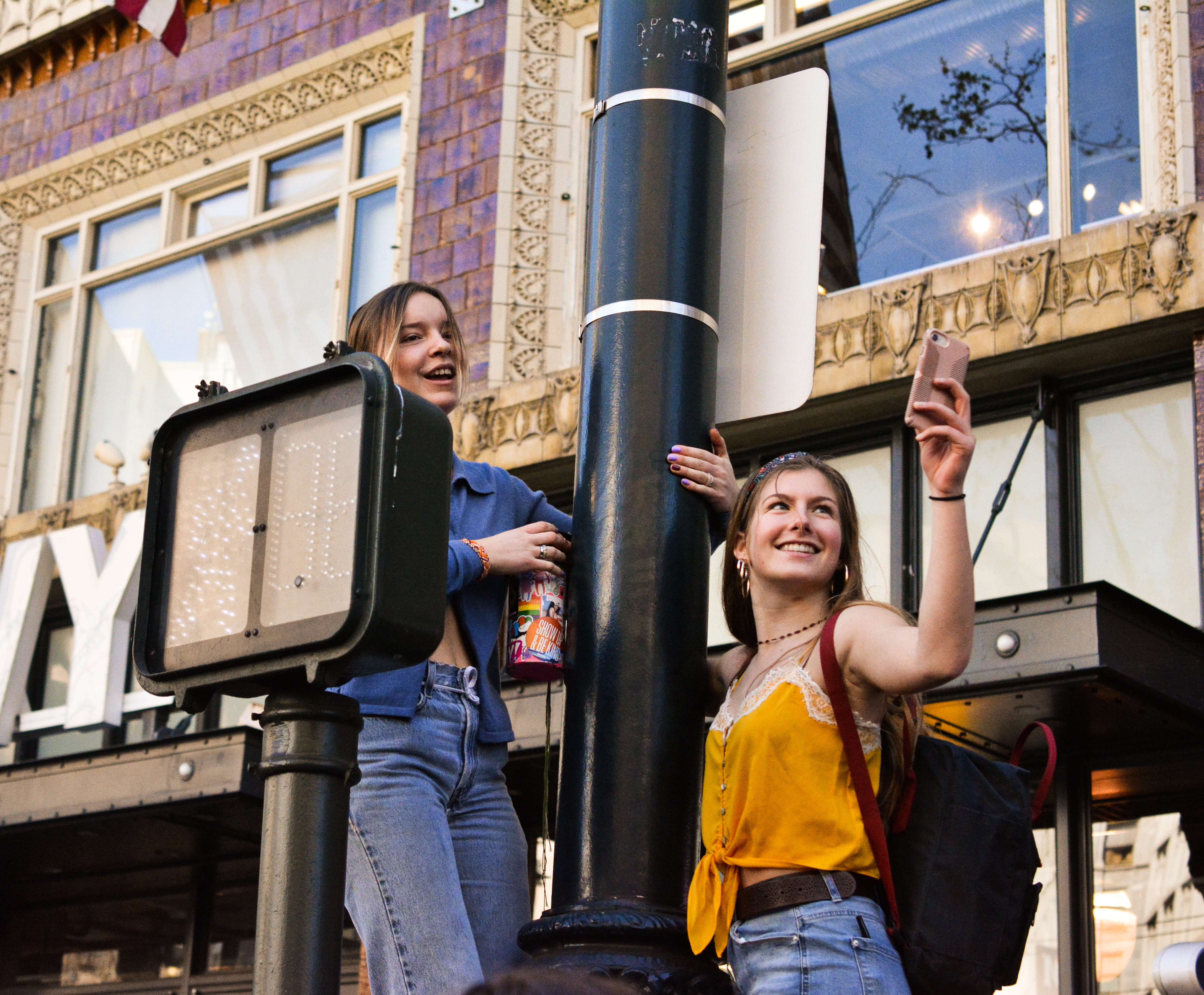 two people, clothing, city, built structure, person, emotion, happiness, casual clothing, post, low angle view, sanfrancisco, portrait, march, sign, excited, HD Wallpaper