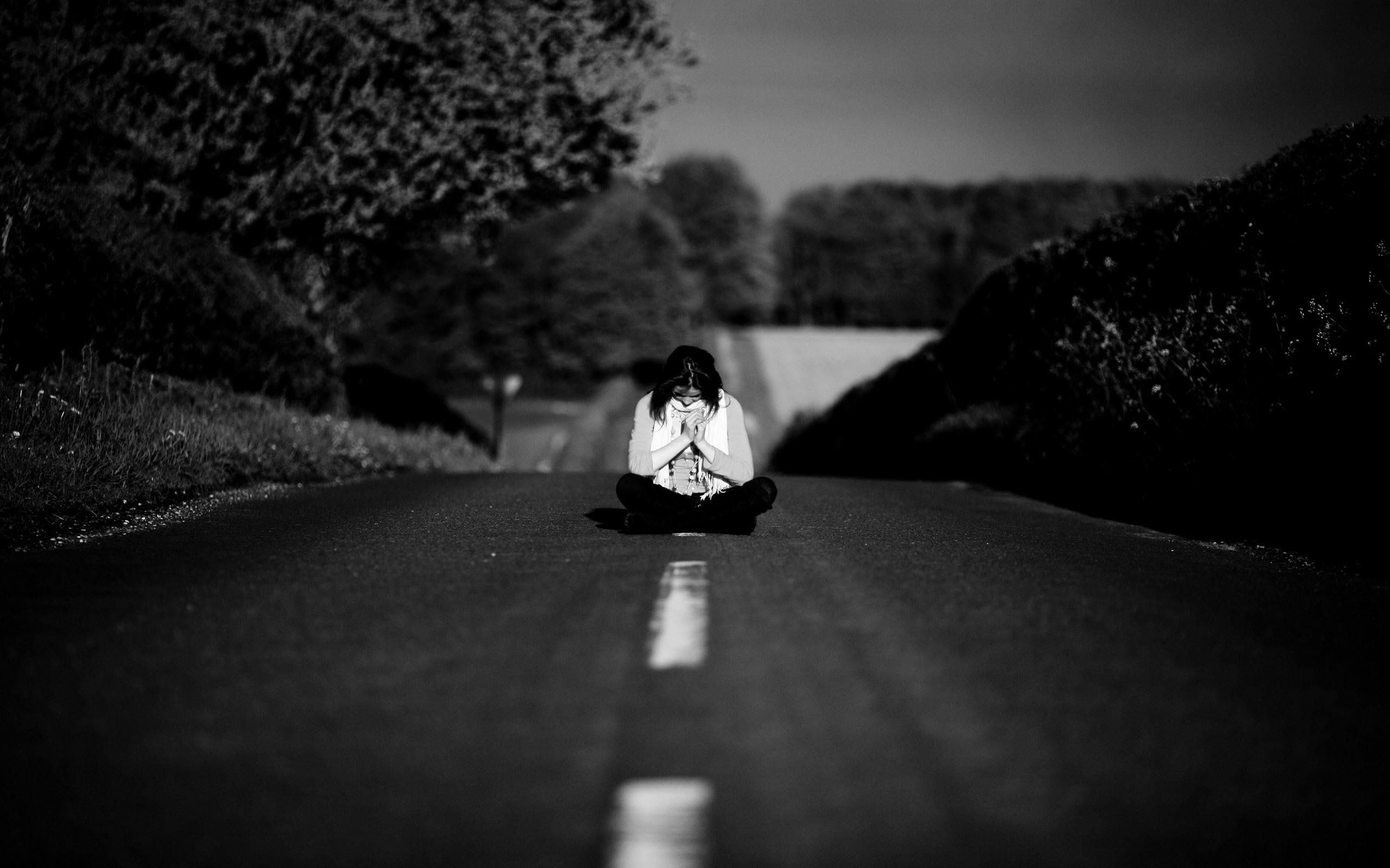 s, white, women, woman, meditation, meditating, 2560x1600, middle, shirt, 2K, road, girls, girl, baseball, HD Wallpaper