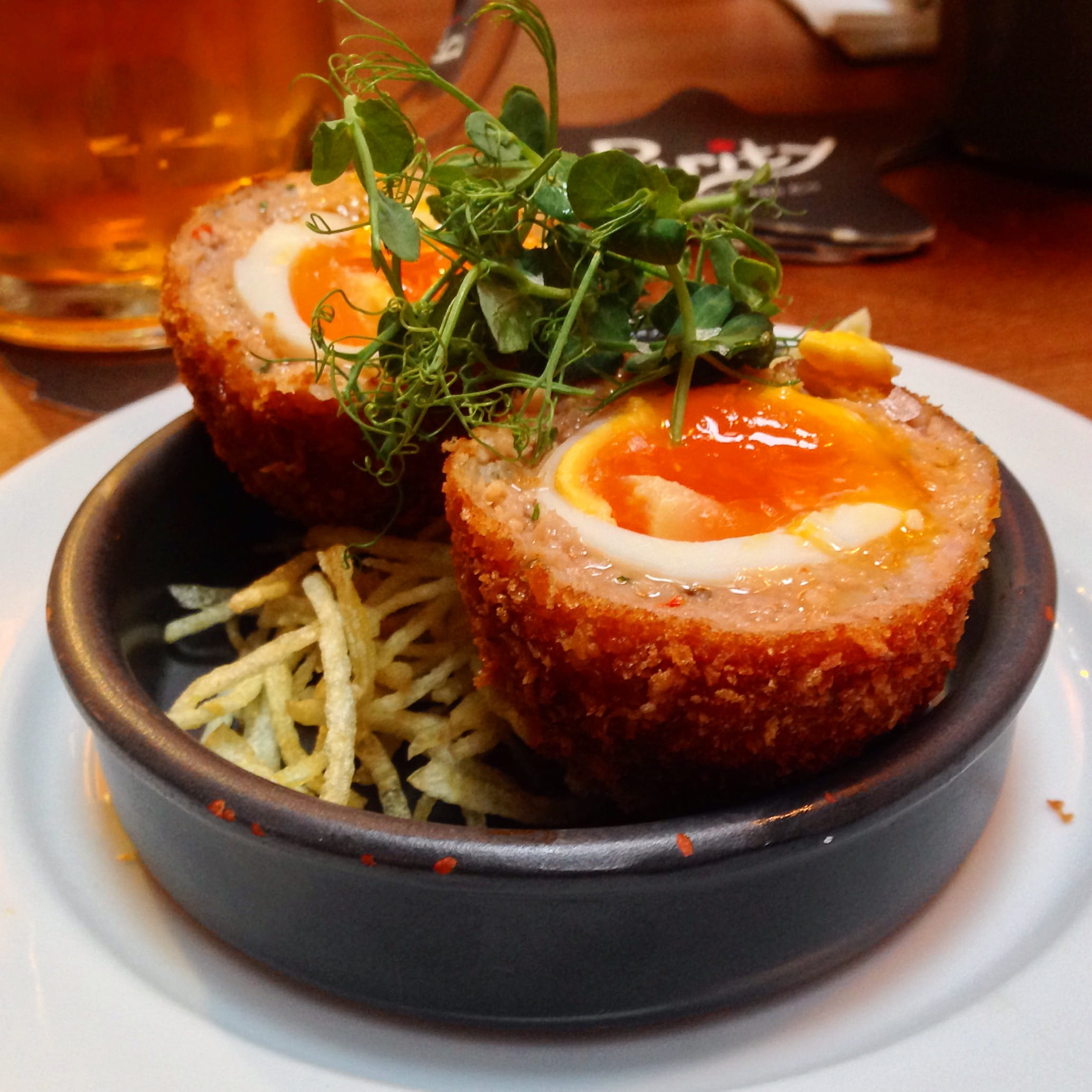 vegetable, scotch egg, food, indulgence, still life, herb, birmingham, garnish, beer, beer batter, egg, meal, pub, 1080P, food and drink, high angle view, Phone HD Wallpaper