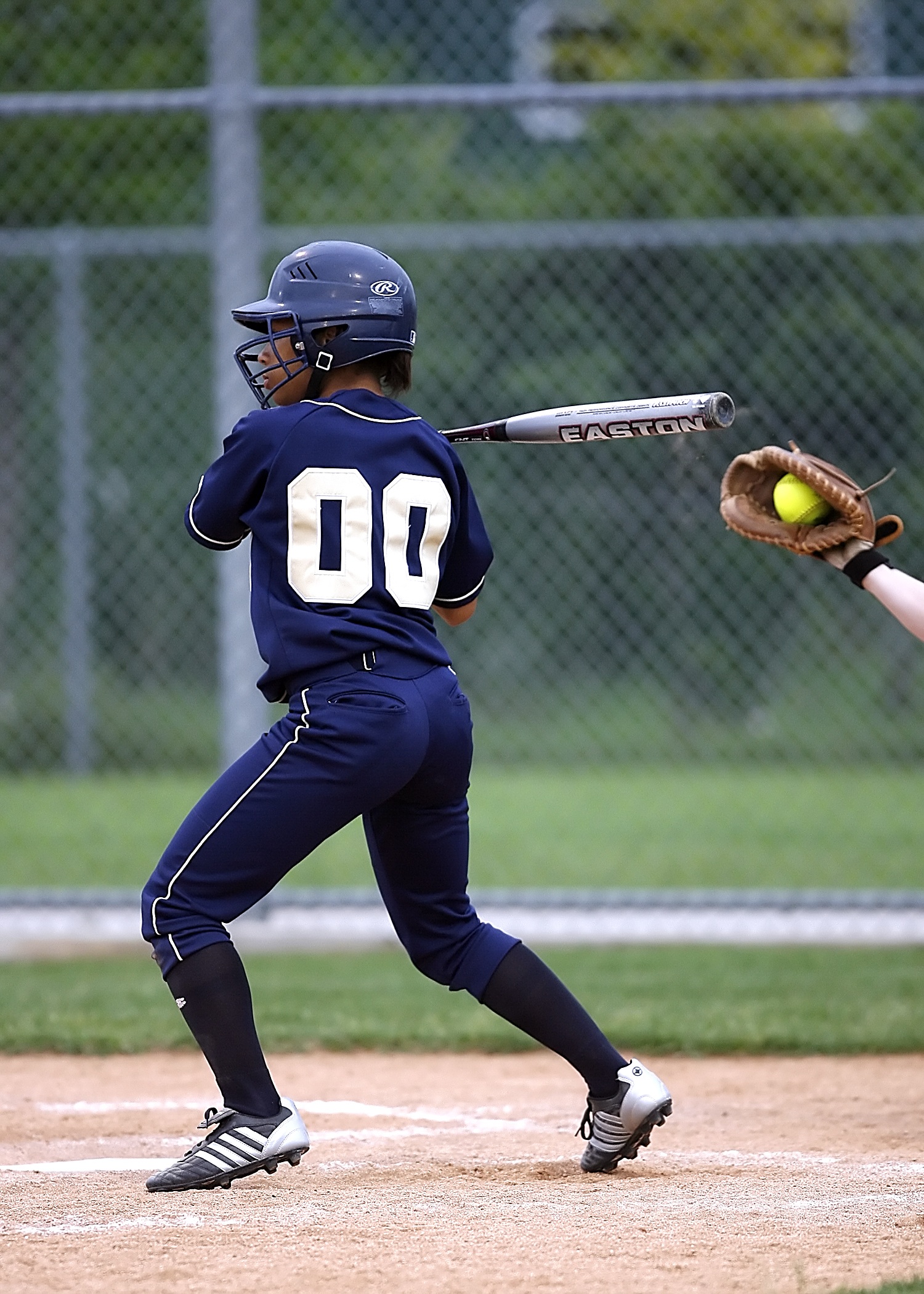 girls softball, clothing, ball, fastpitch, chainlink fence, catchers mitt, action, game, sports Uniform, uniform, competition, player, playing, softball, Phone HD Wallpaper