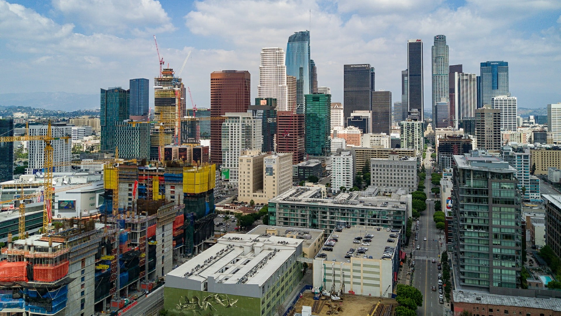 city, skyscraper, sky, modern, apartment, crowd, office building exterior, building, built structure, 1080P, tall - high, outdoors, downtown, united states, HD Wallpaper